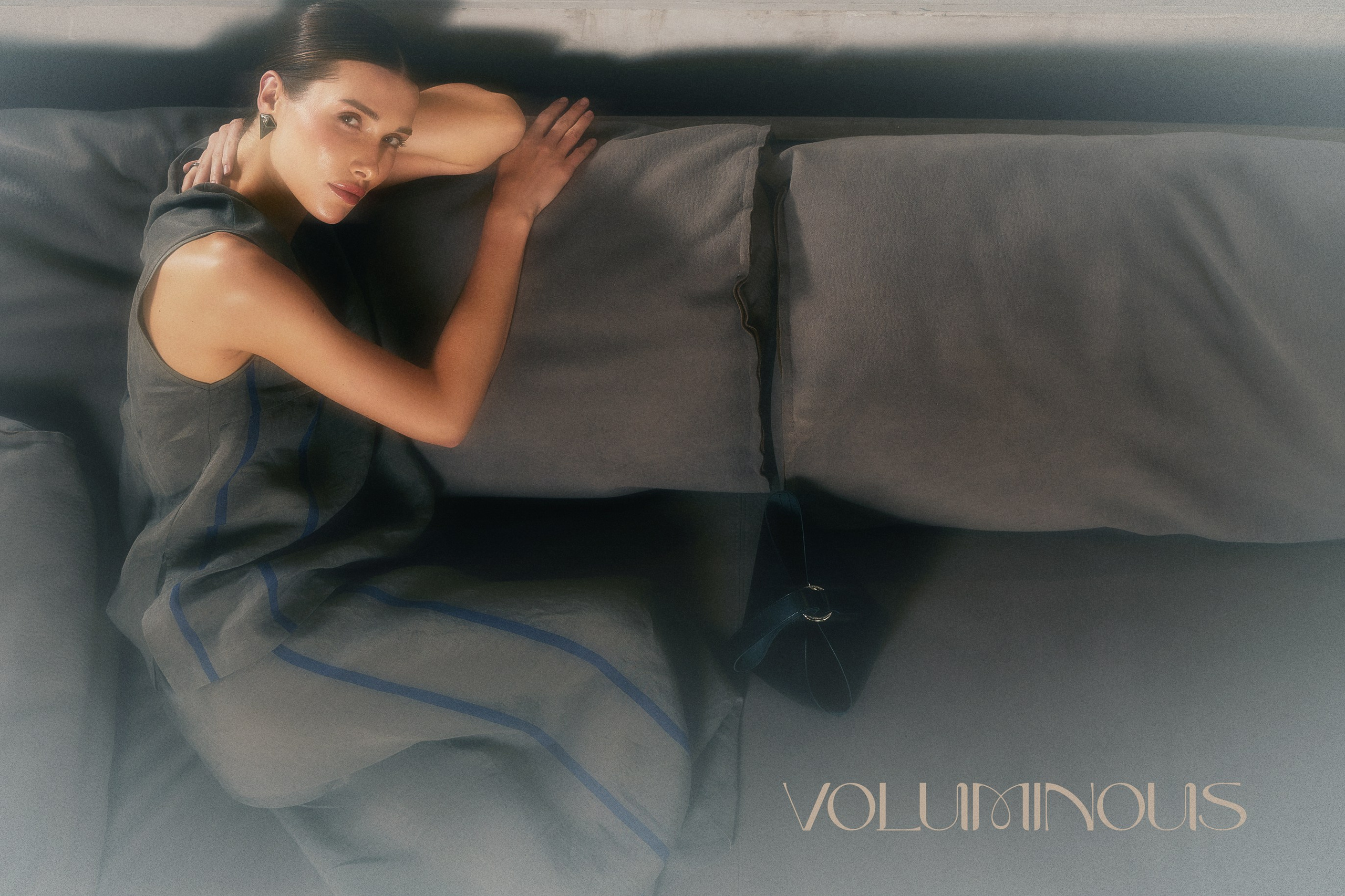 Съемка лукбука для бренда одежды мидл сегмента. Букалова Людмила — фотограф для брендов одежды в Москве