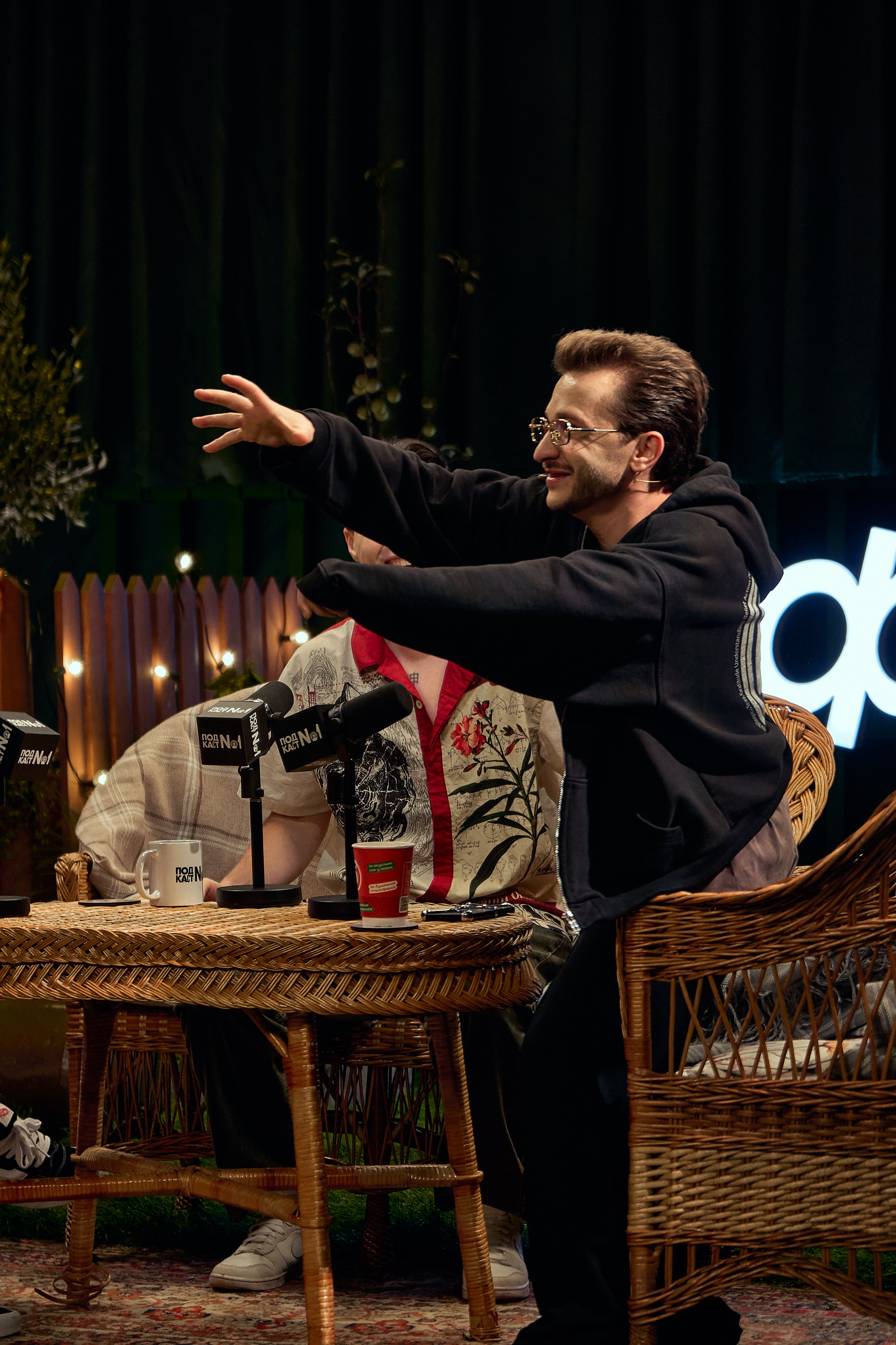 Бэстейдж «Летний подкаст № 1». Главная