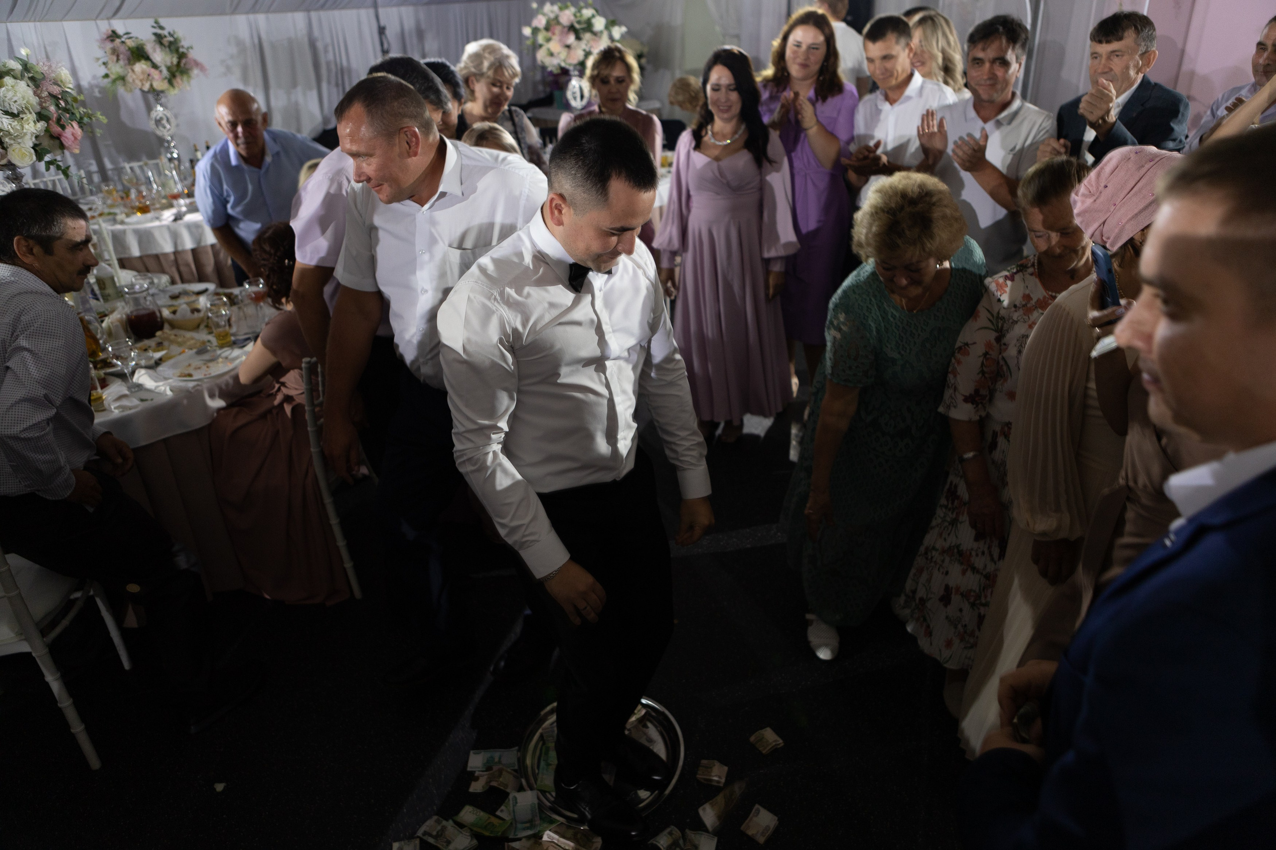 Свадебный фотограф Уфа — Руслан ГабдлисламовЖивые эмоции, красивые кадры, воспоминания на всю жизнь.Работаю по всей Республике Башкортоста. Свадебный фотограф Уфа Руслан Габдлисламов