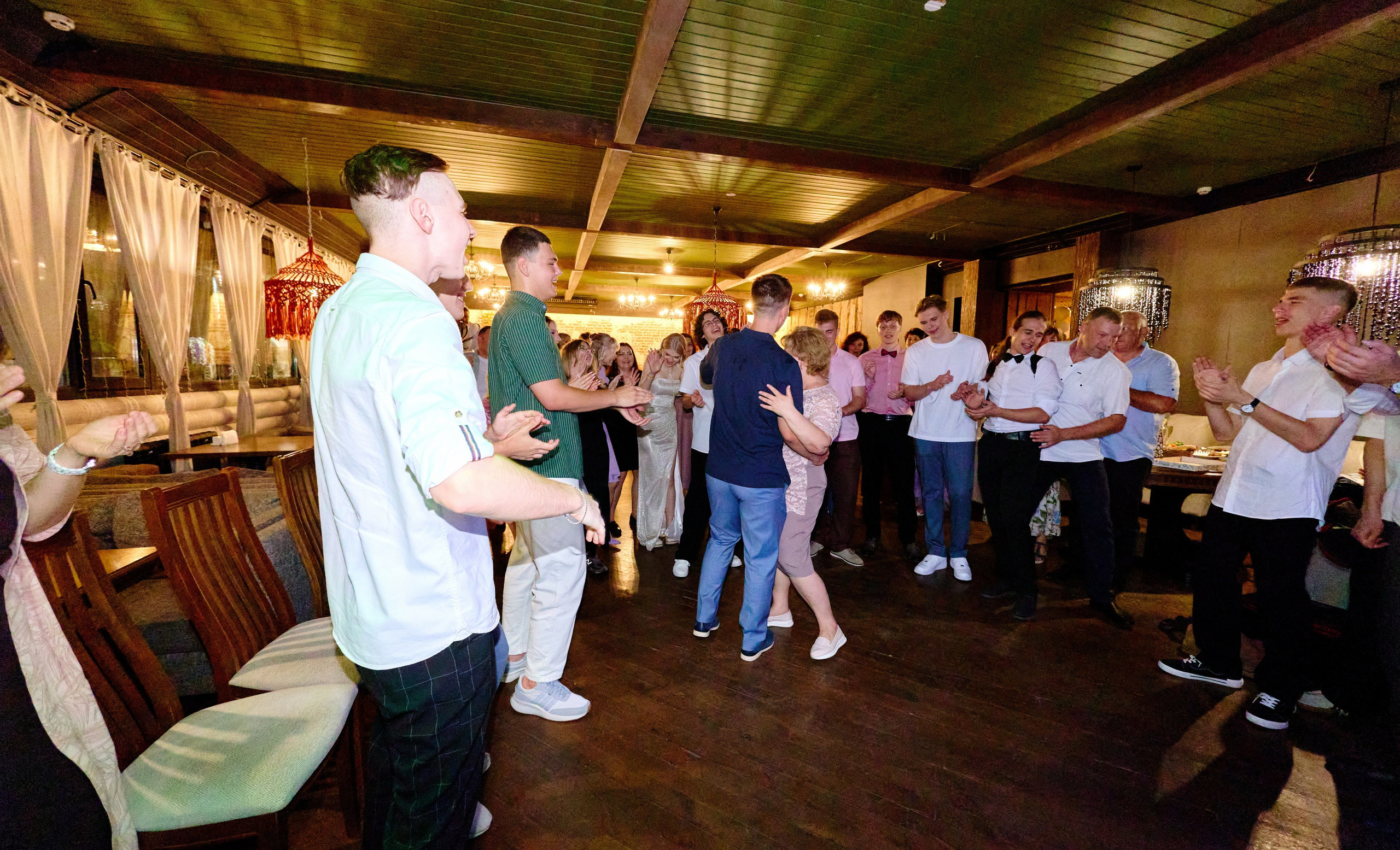 Выпускной 35 Сош. Фотограф Выпускные альбомы Таганрог Сергей Коробченко