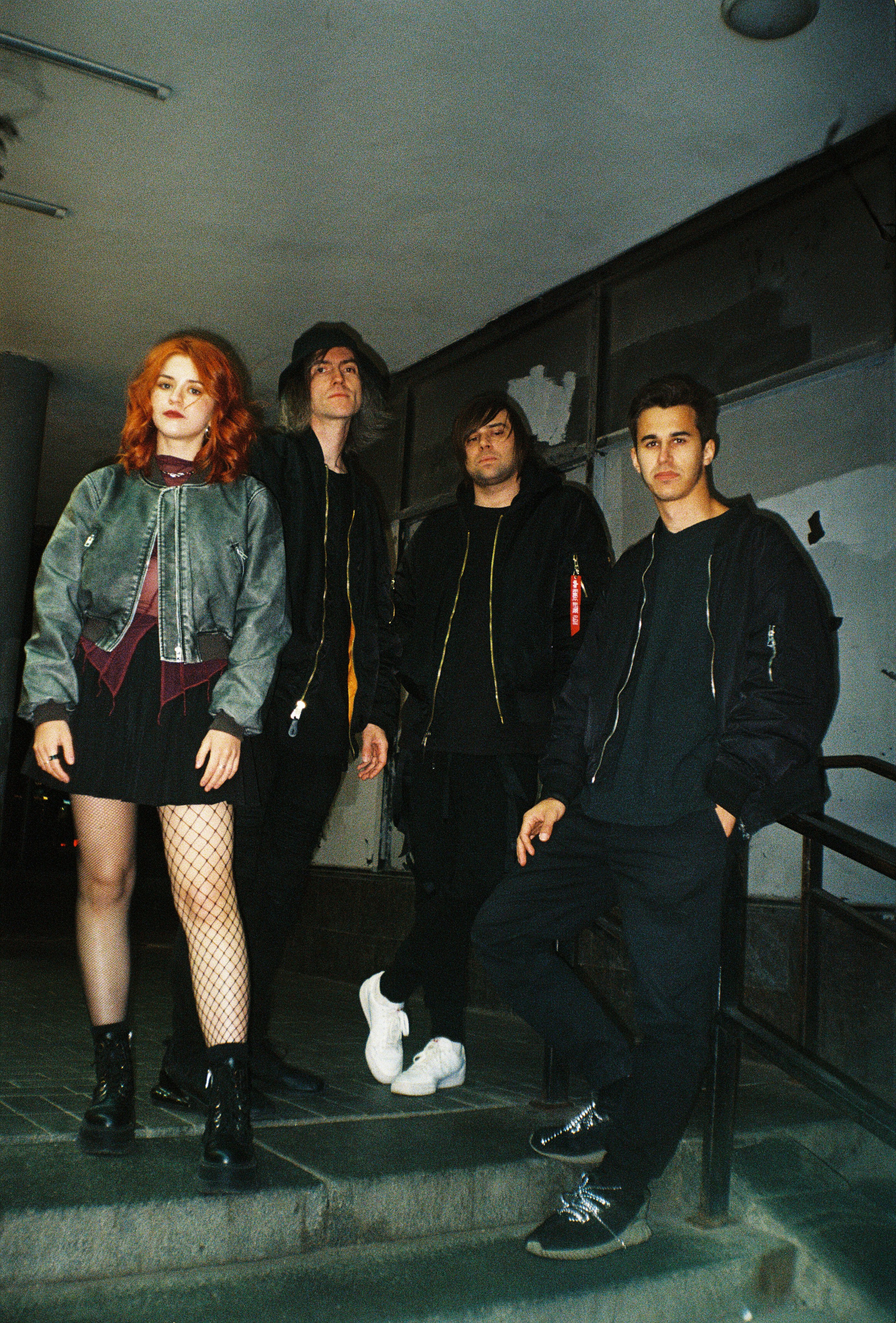 Группа ØMUTØM