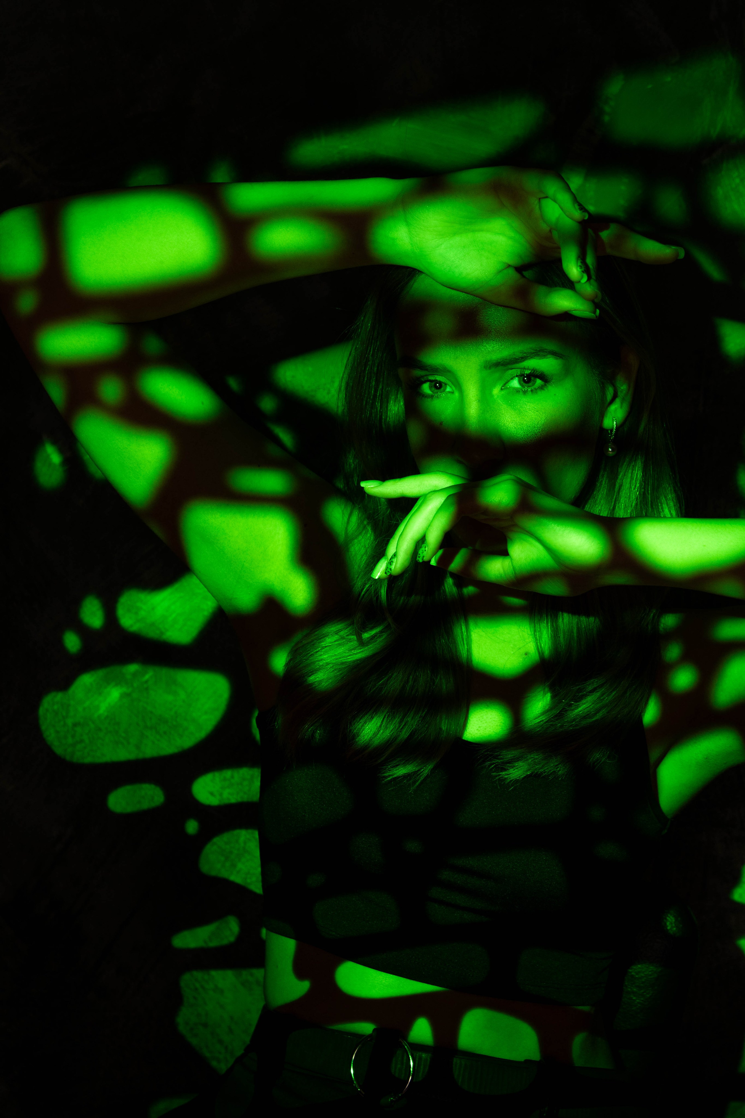 Стиль Нуар. Маски Гобо. Фотосессия в&nbsp;Кемерово. Фотограф Кемерово. Портретная фотосессия.