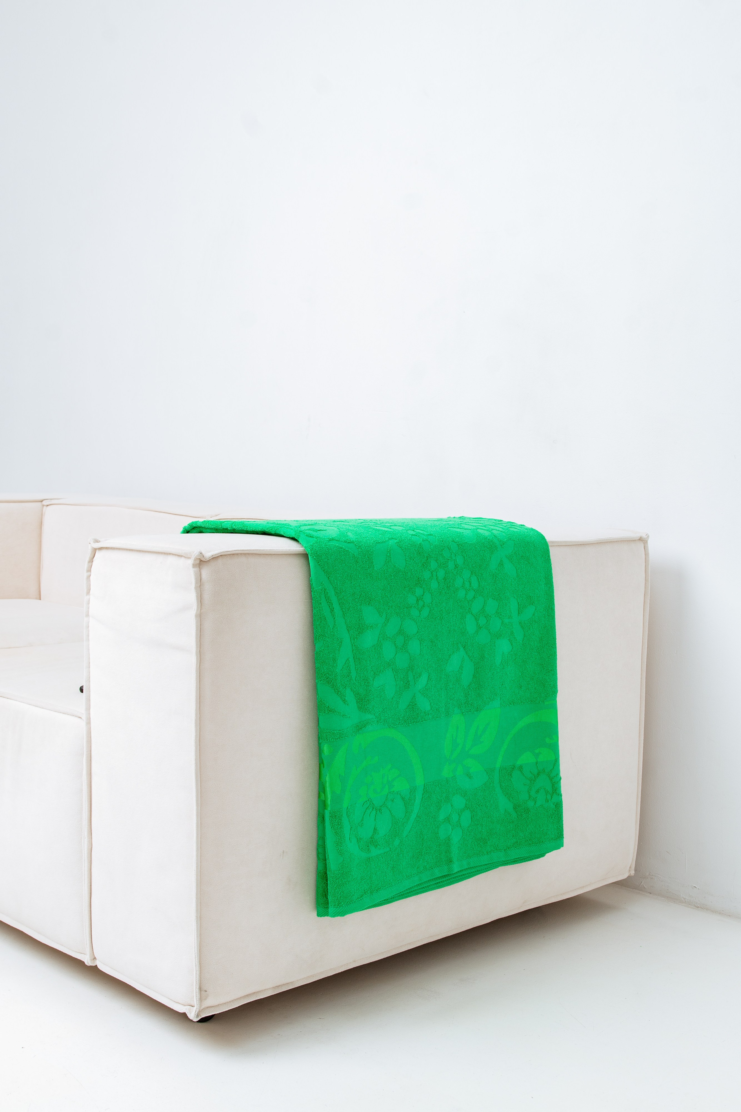 Предметная съемка для маркетплейсов. Юлия Гоголева. Fashion-фотограф в Волгограде