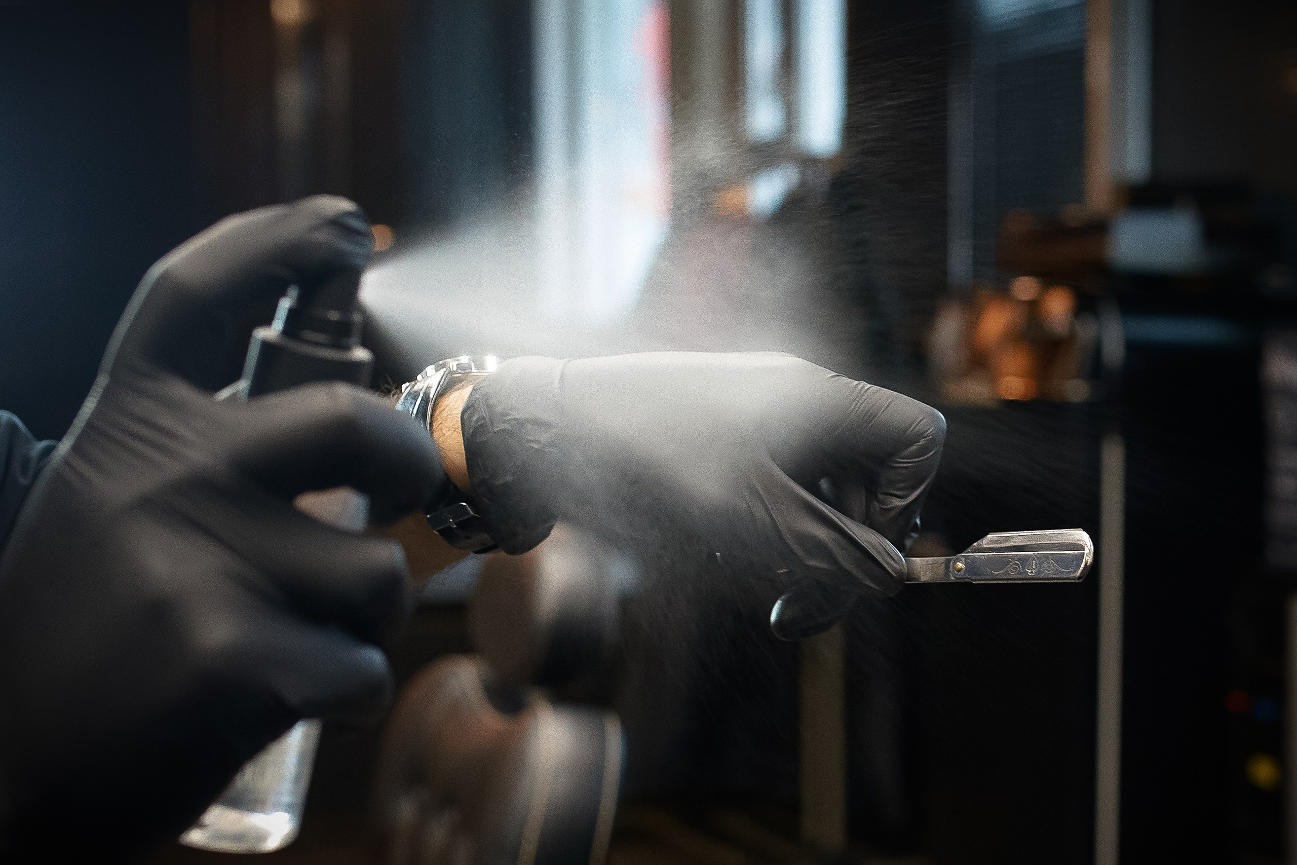 Жених в барбершопе. Фотограф Владимир Артамонов