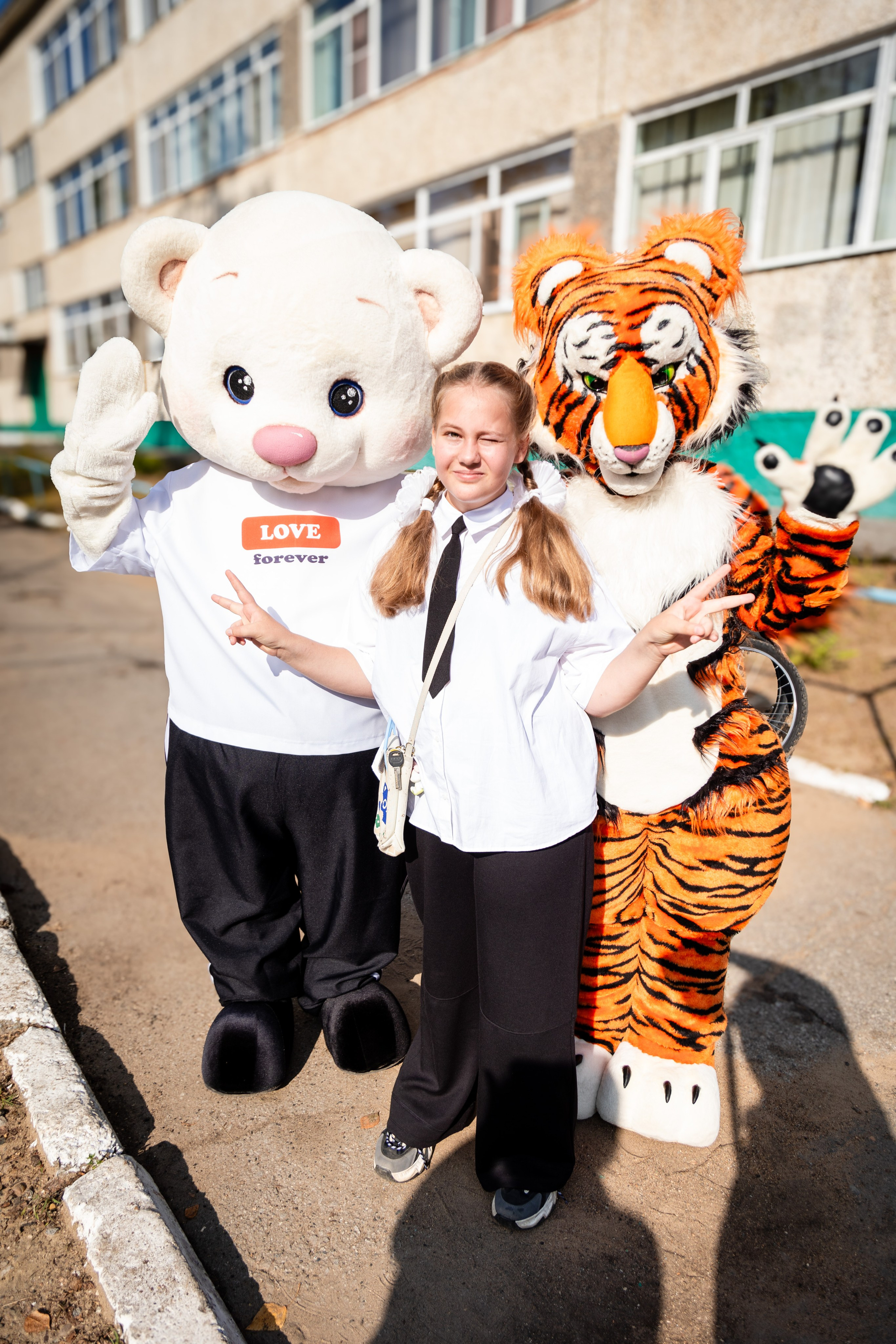 Гимназия № 50. Детский фотограф видеограф в Хабаровске Михаил Орлов