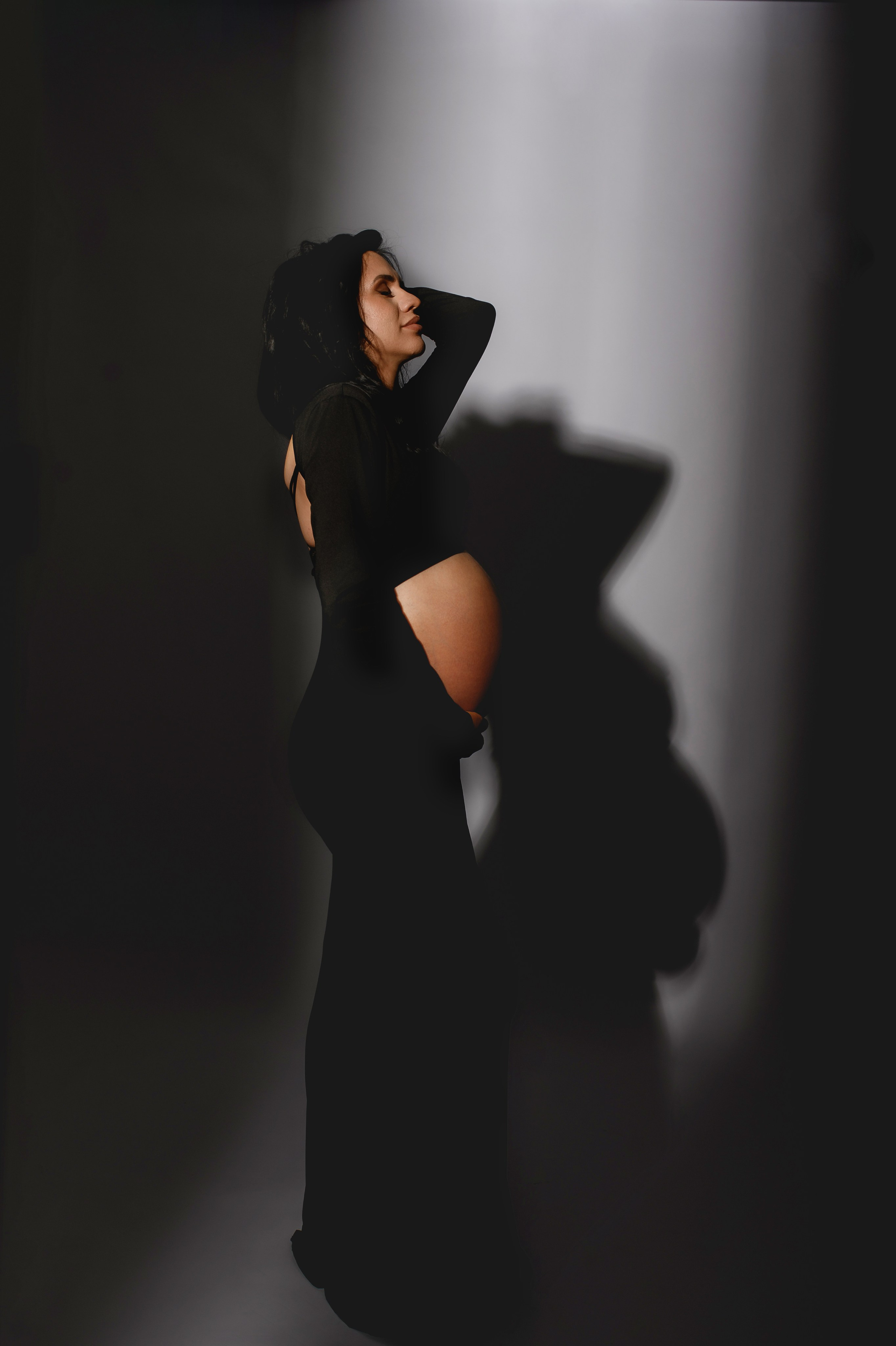 Танюша в студии. Фотограф Котова Валентина