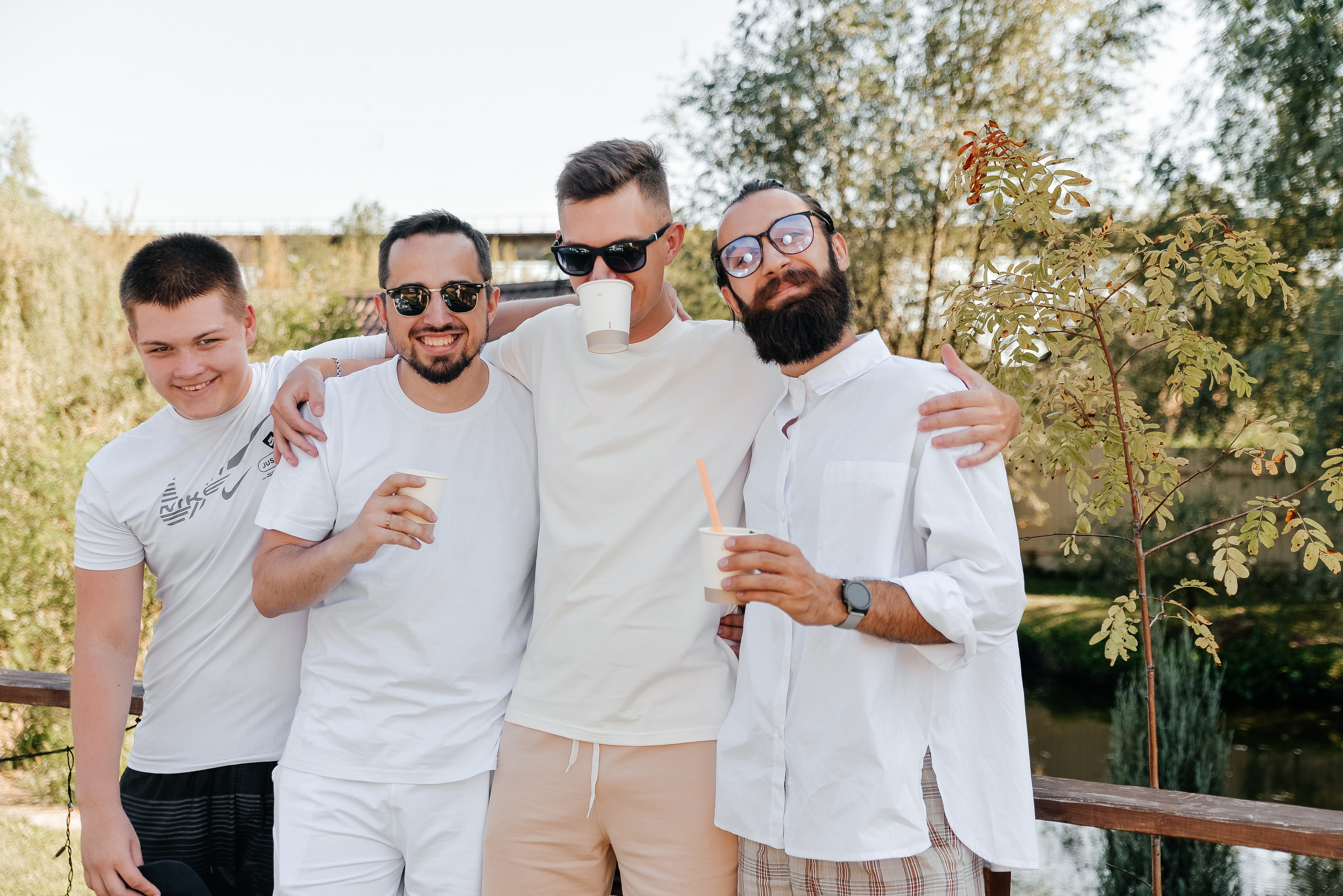 White party у бассейна. Свадебный и семейный фотограф Ростов-на-Дону Евгения Борисова