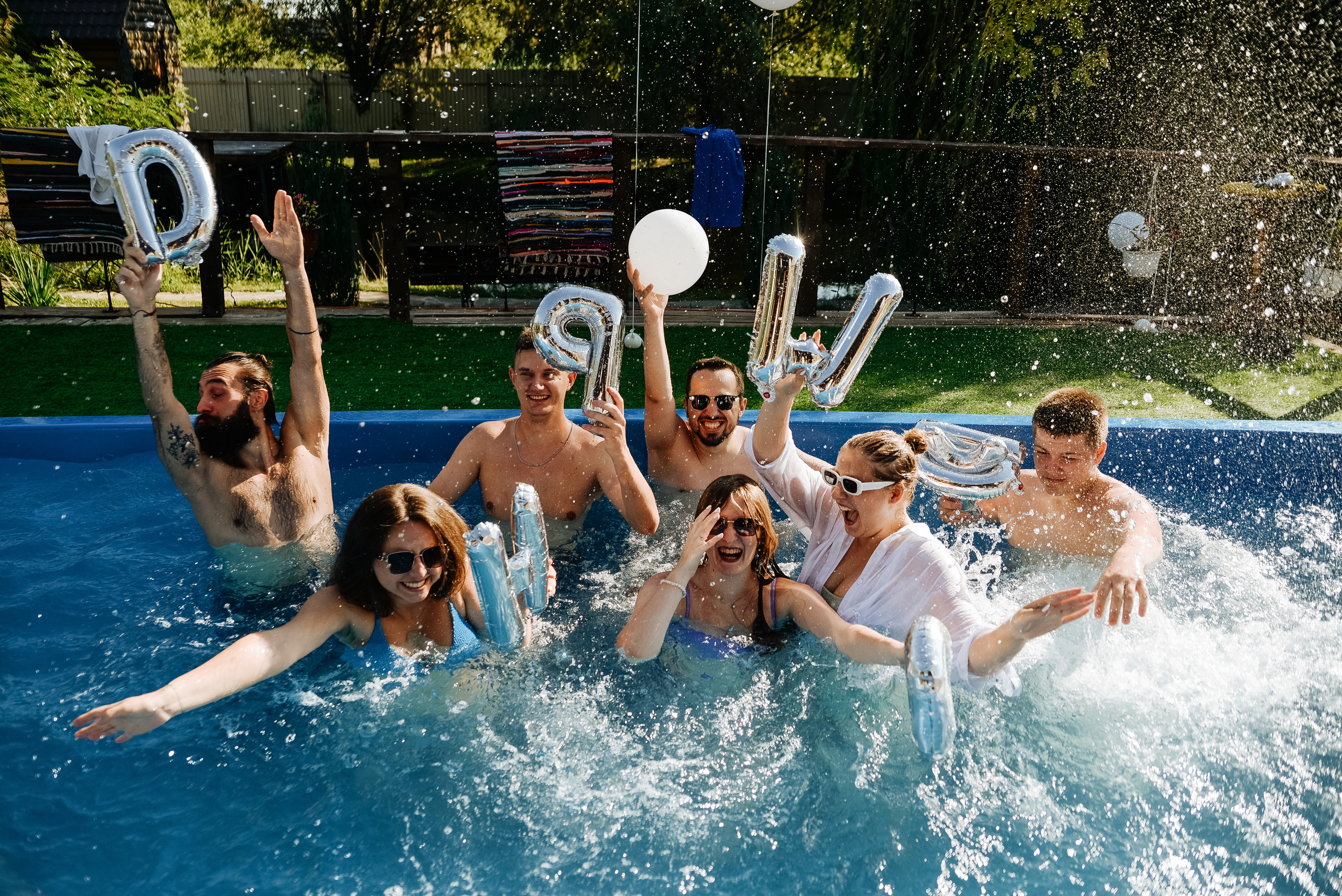 White party у бассейна. Свадебный и семейный фотограф Ростов-на-Дону Евгения Борисова