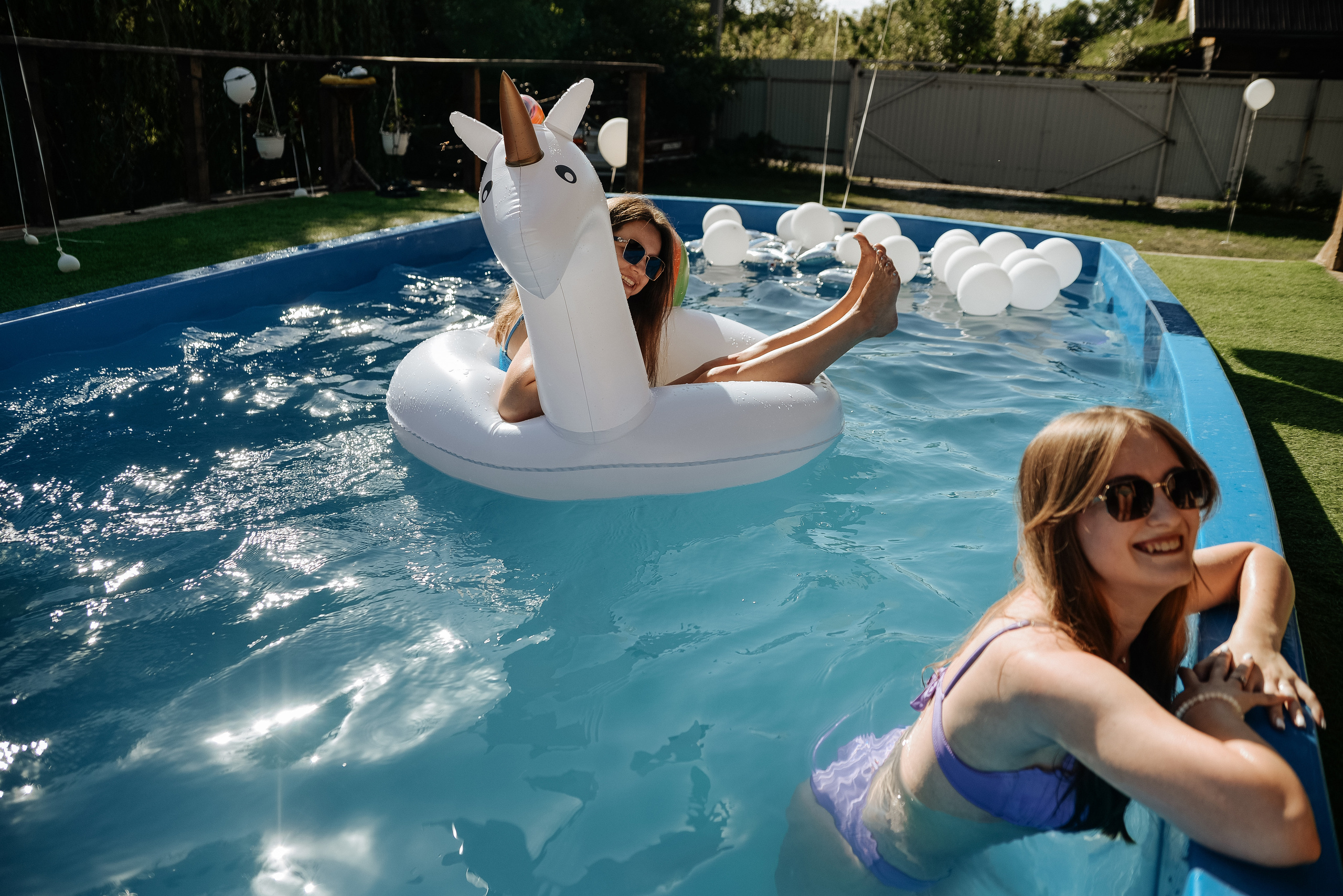 White party у бассейна. Свадебный и семейный фотограф Ростов-на-Дону Евгения Борисова