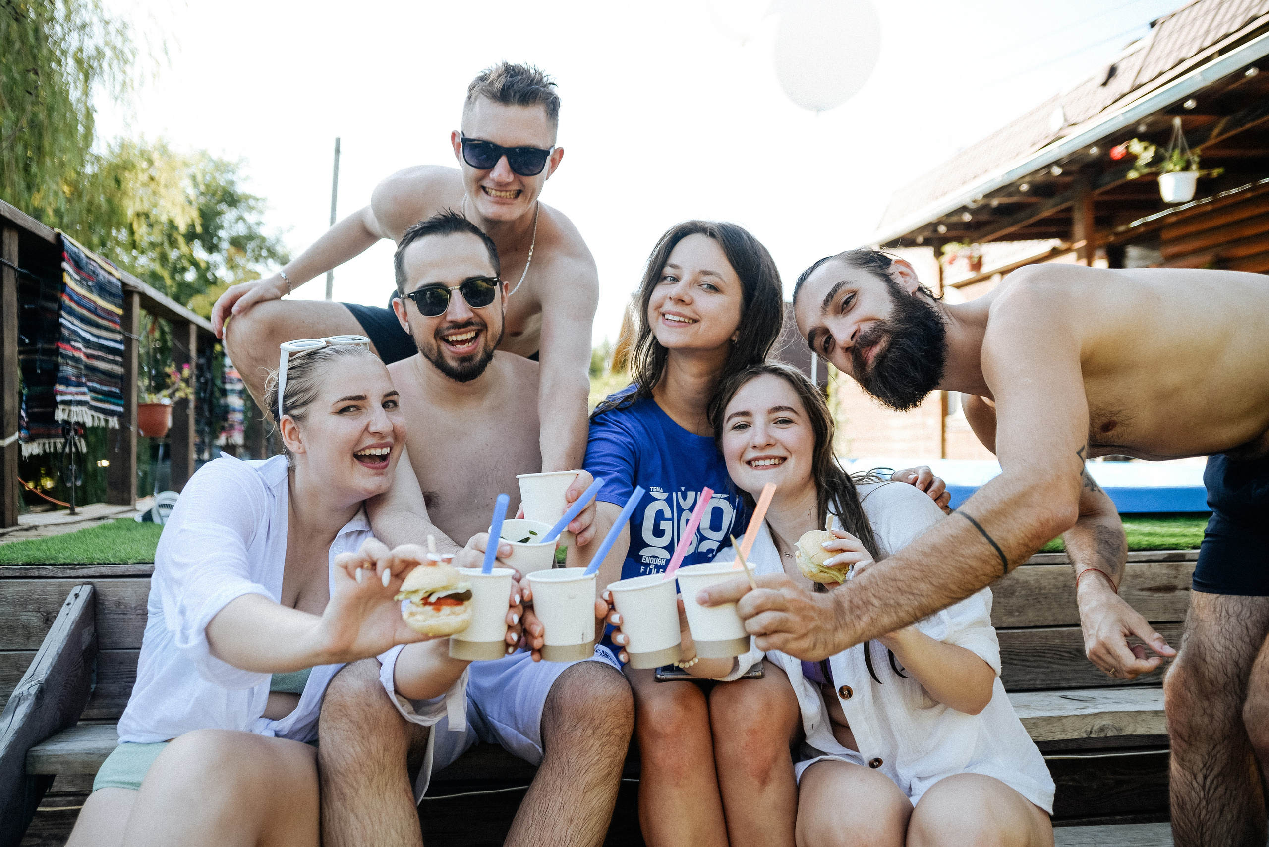 White party у бассейна. Свадебный и семейный фотограф Ростов-на-Дону Евгения Борисова