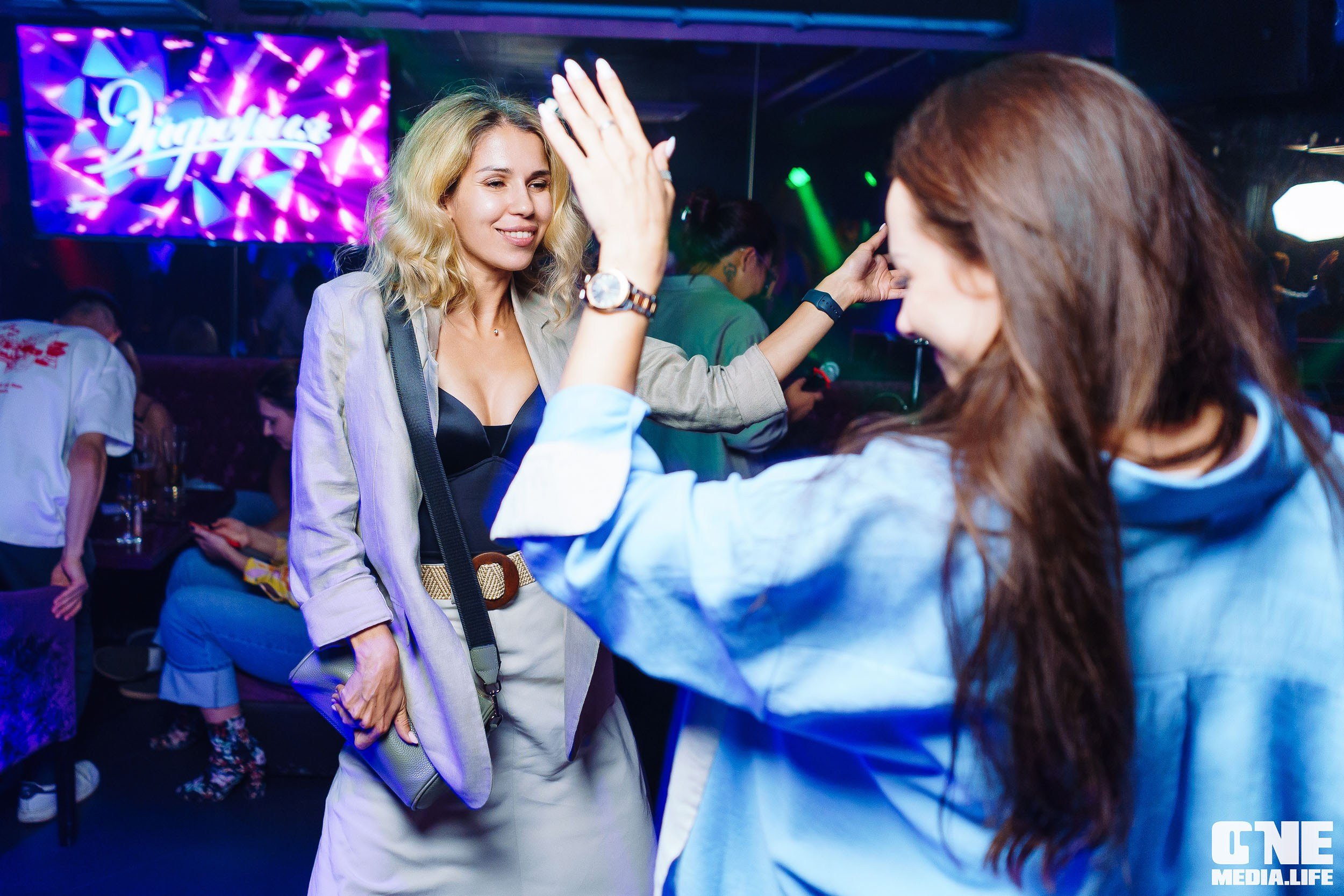 Фоторепортаж из караоке-клуба Эйфория. One Media Life: фоторепортажи, фотоотчеты с мероприятий и заведений