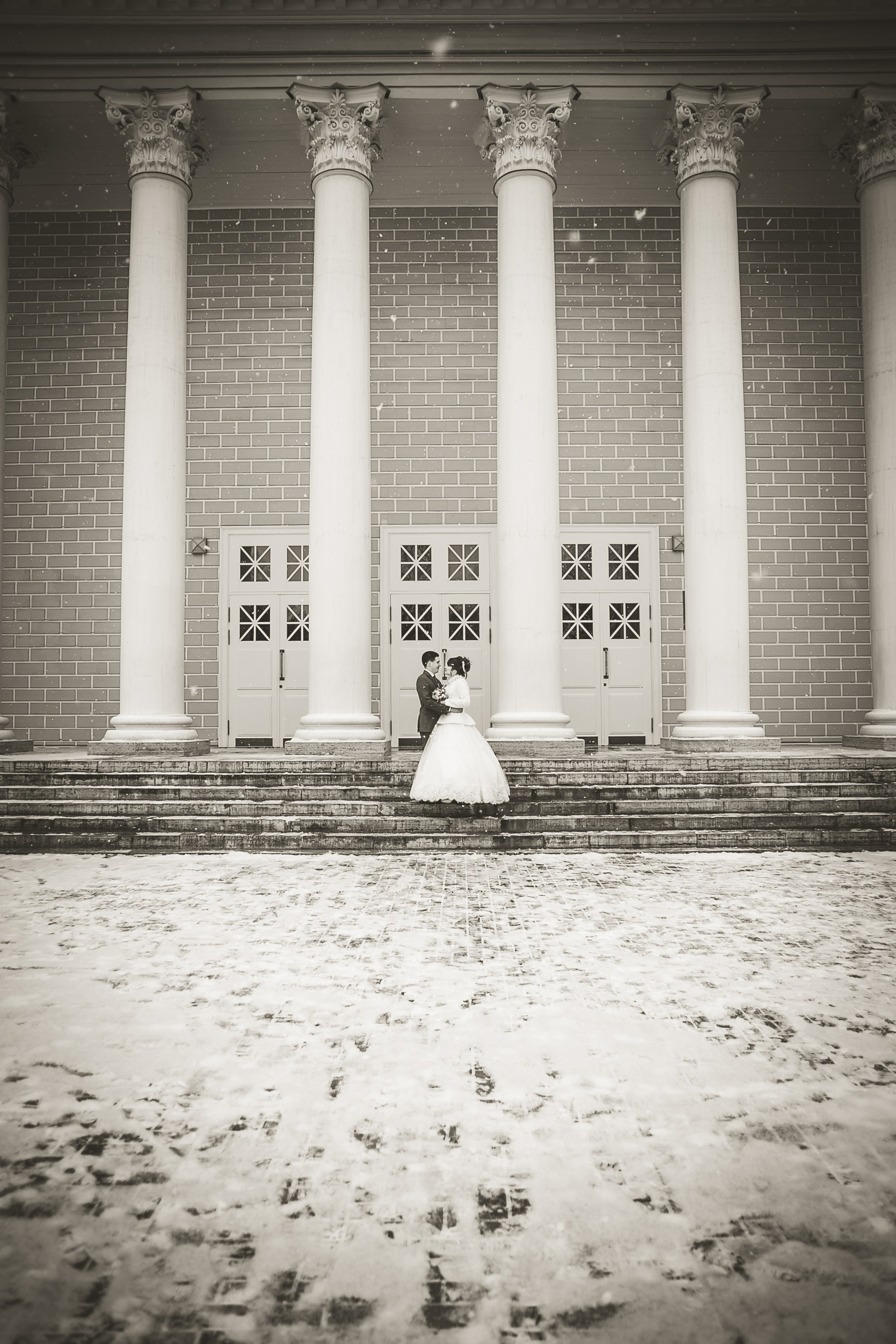 Свадьбы и Love-story. Репортажный фотограф и видеограф в Санкт-Петербурге