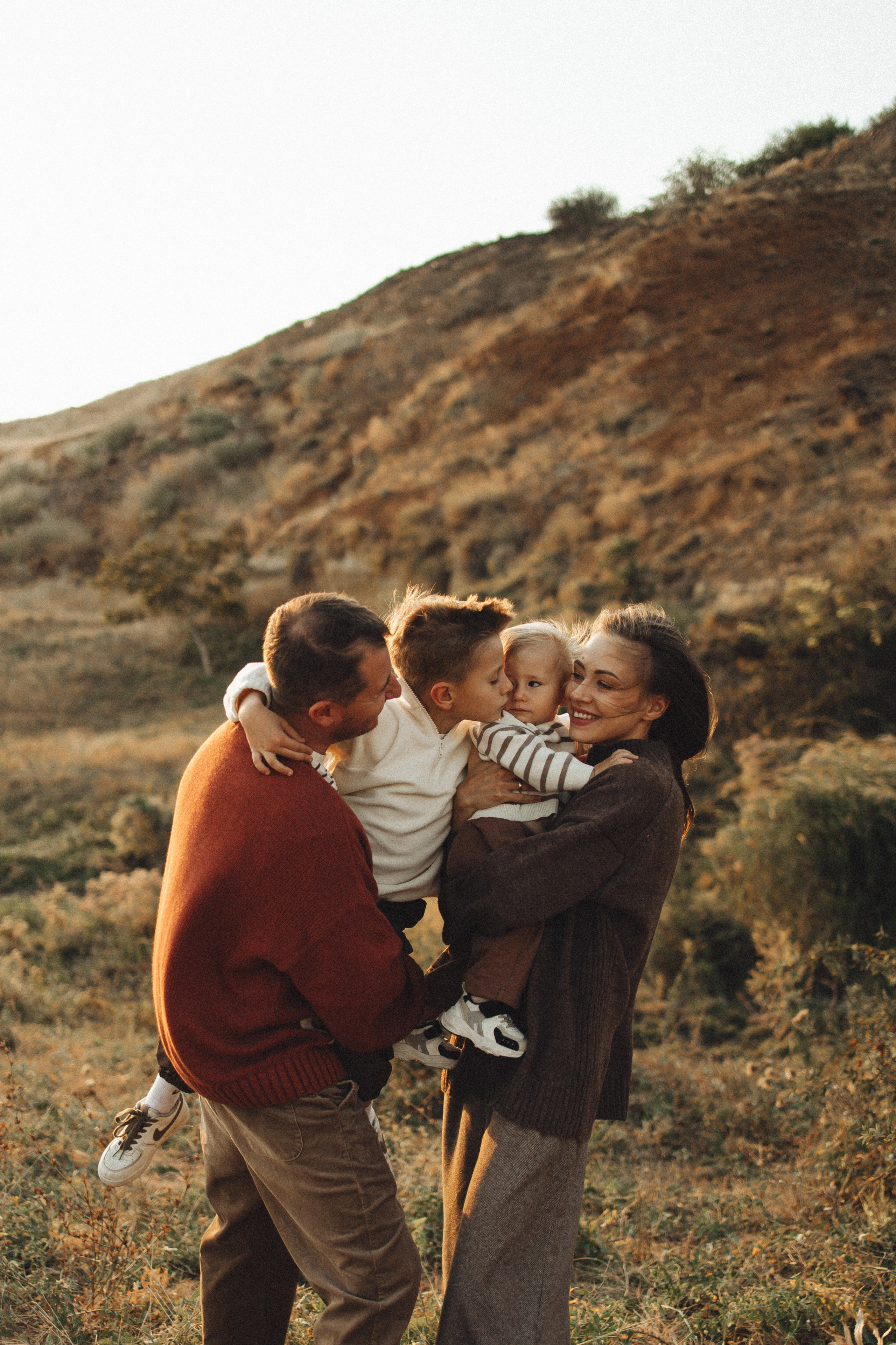 Семейная история, закат в Мержаново. Семейный и детский фотограф, таганрог, ростов-на-дону