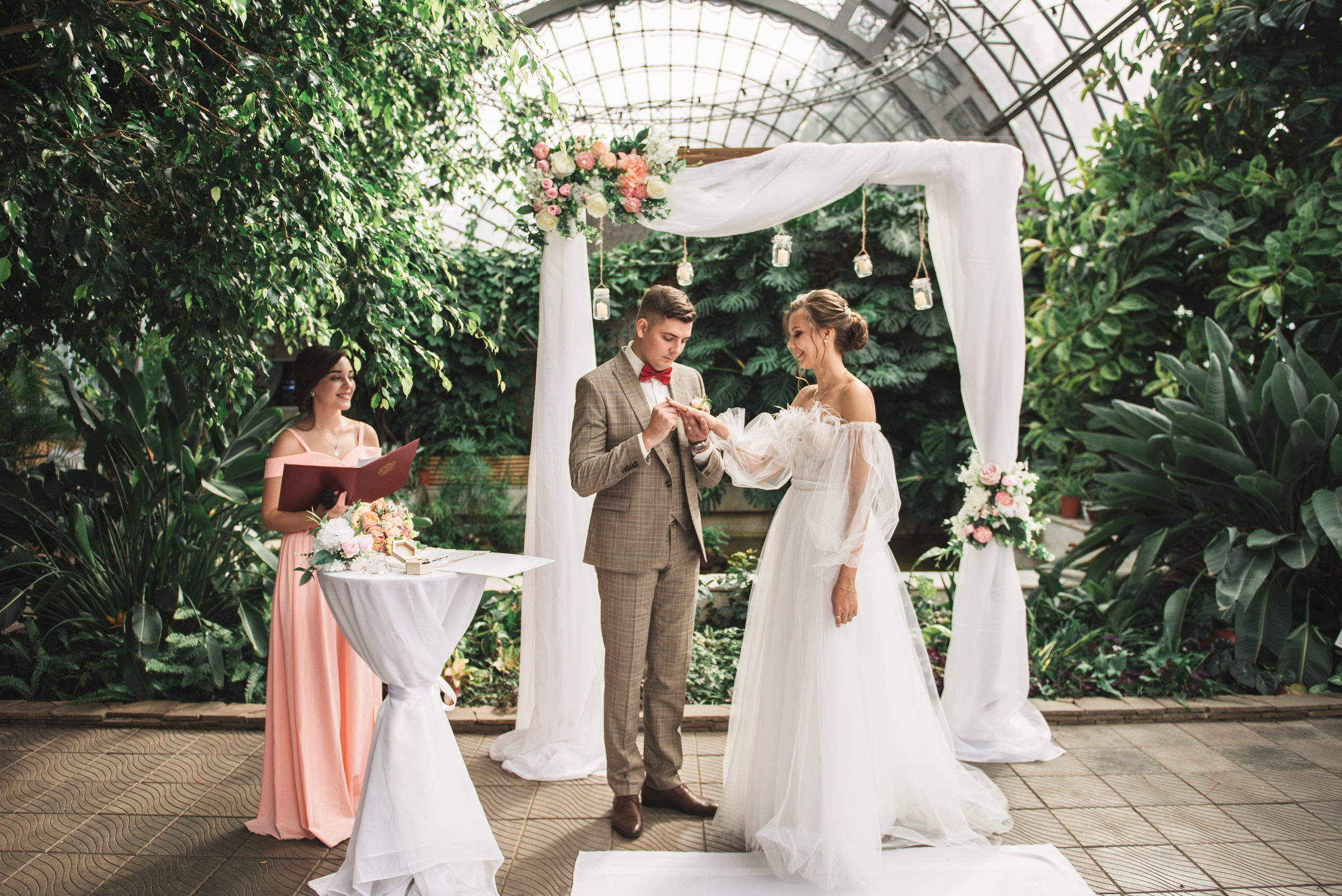 Лето в Санкт-Петербурге. Антон и Кристина. Свадебный и семейный фотограф София Невская