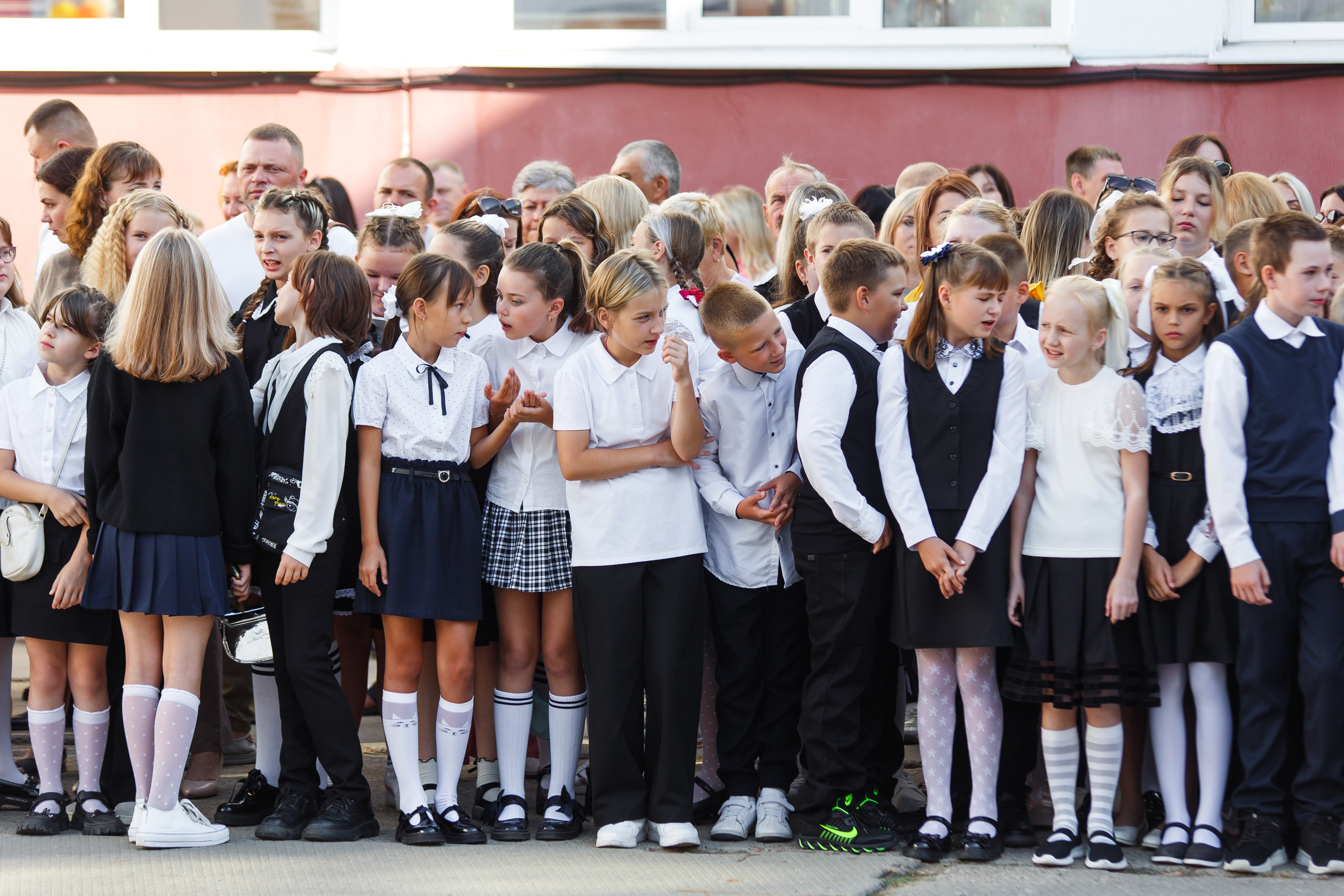 01 СЕНТЯБРЯ 2024 (МБОУ г. Мценска «Средняя школа № 9»). Профессиональный фотограф в Мценске и Орловской области