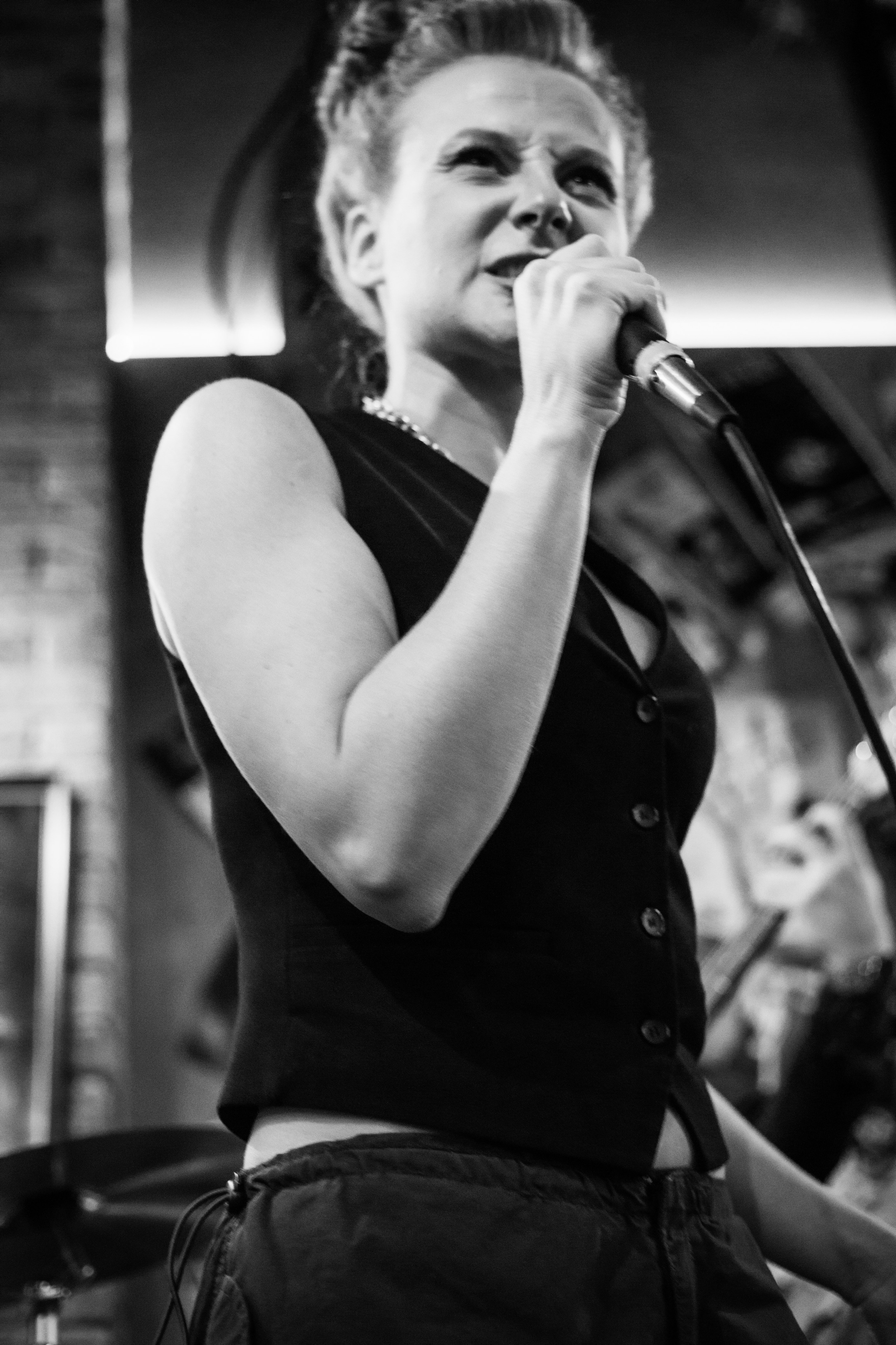 Button Bar — Red Satchel (25.11.2023). Фотограф Вадим Семак