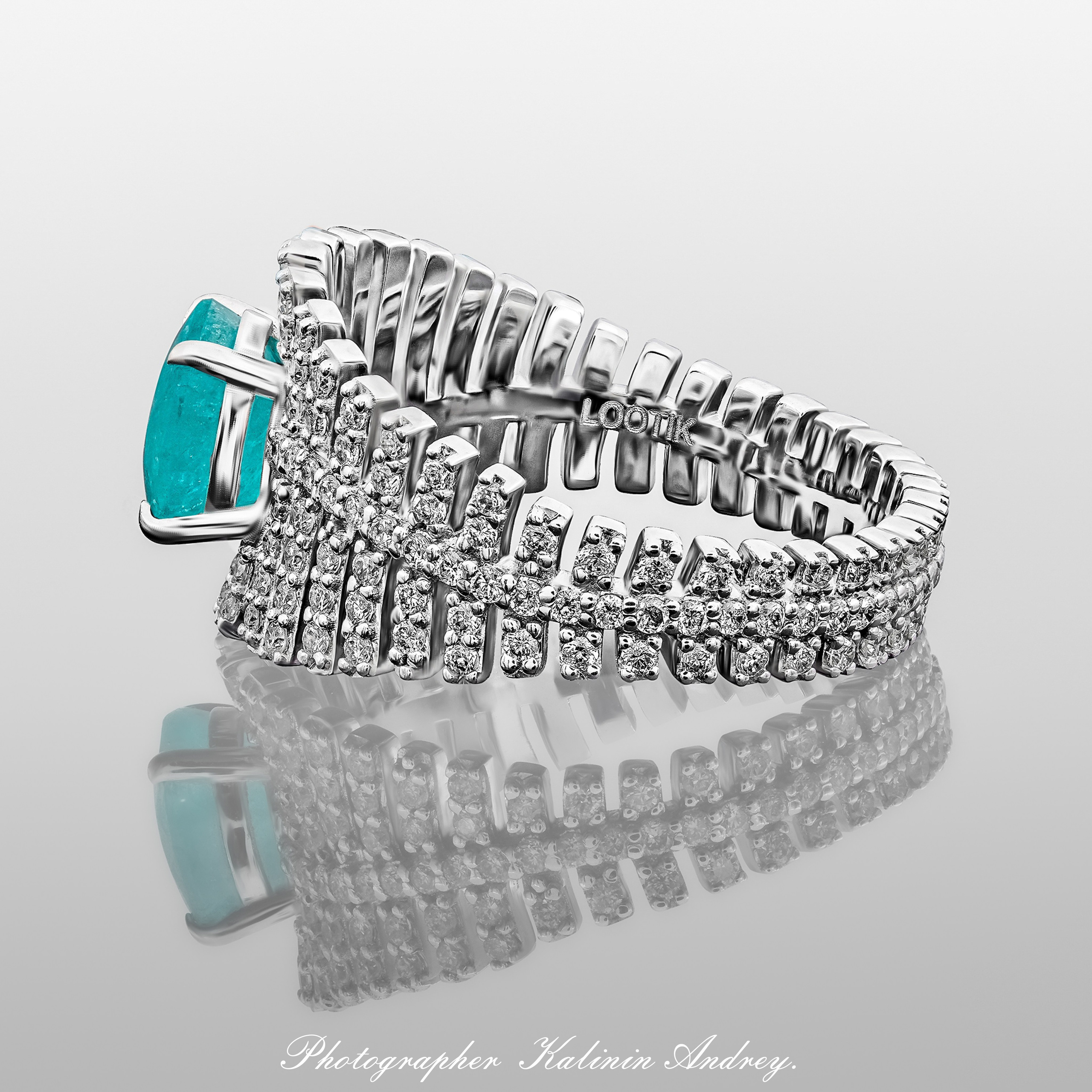 Рекламная эксклюзивная предметная фотосъёмка ювелирных изделий в Москве  тел +7 966-003-13-07. Высококачественная профессиональная рекламная фотосъёмка ювелирных украшений, драгоценных камней в Москве. Обучение, консультация