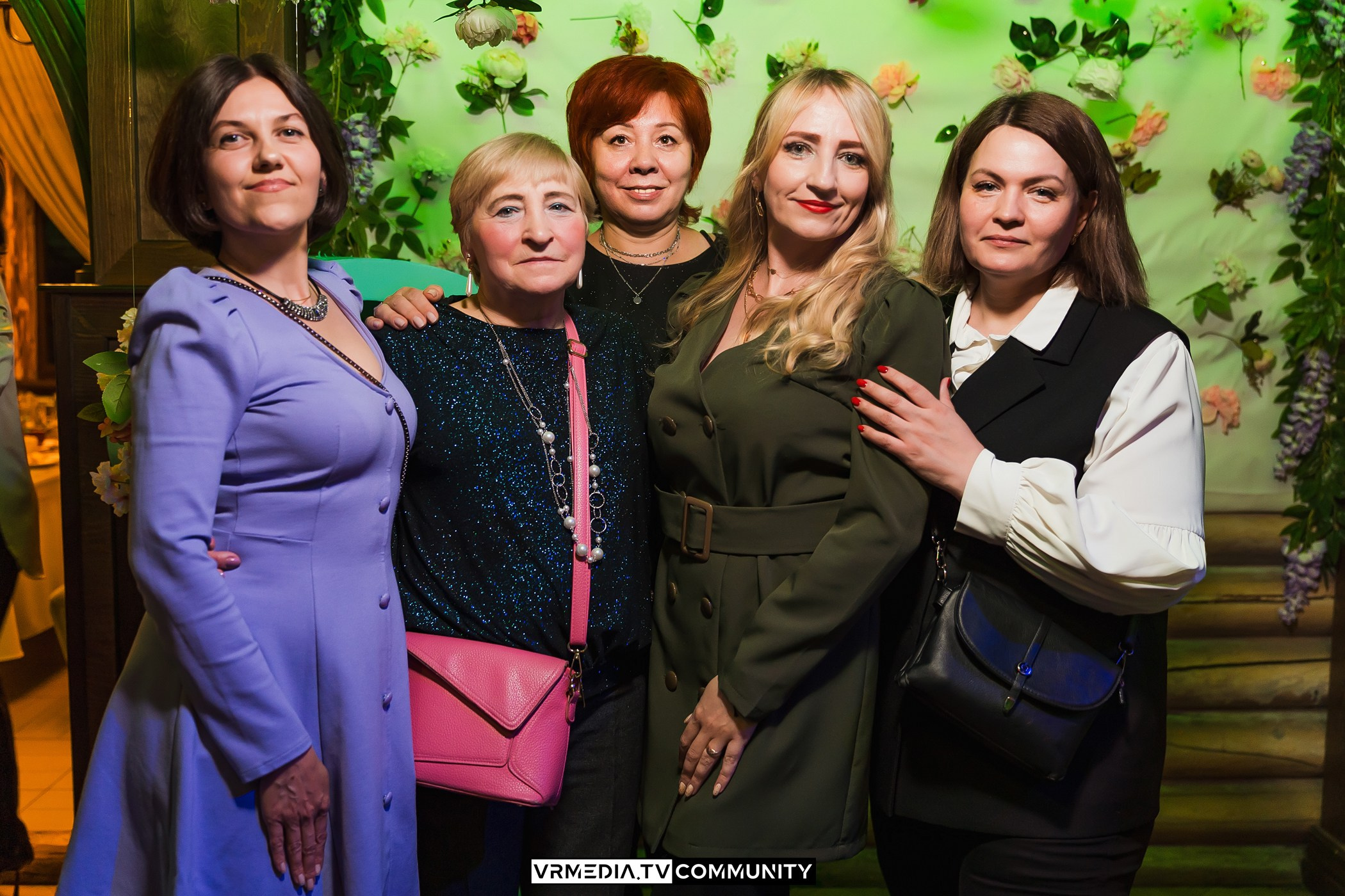 Международный женский день в кафе «У Петровича»