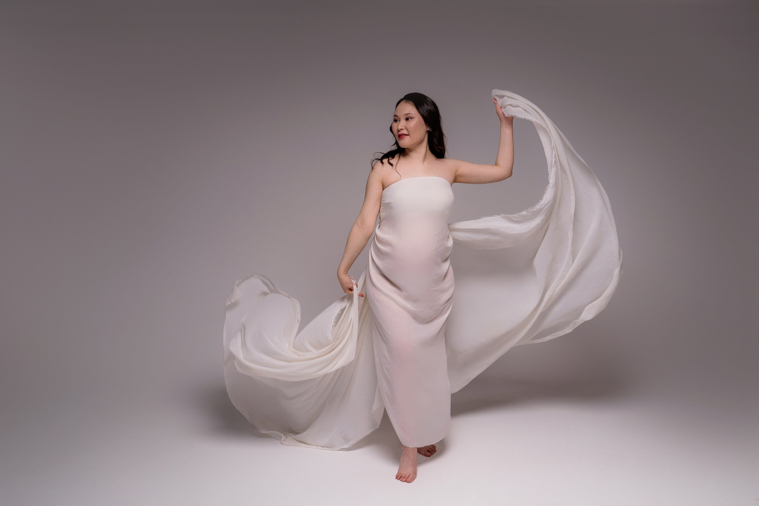 Ткани для беременных. Фотостудия Малина в городе Улан-Удэ. Фотограф Ирина Жарникова