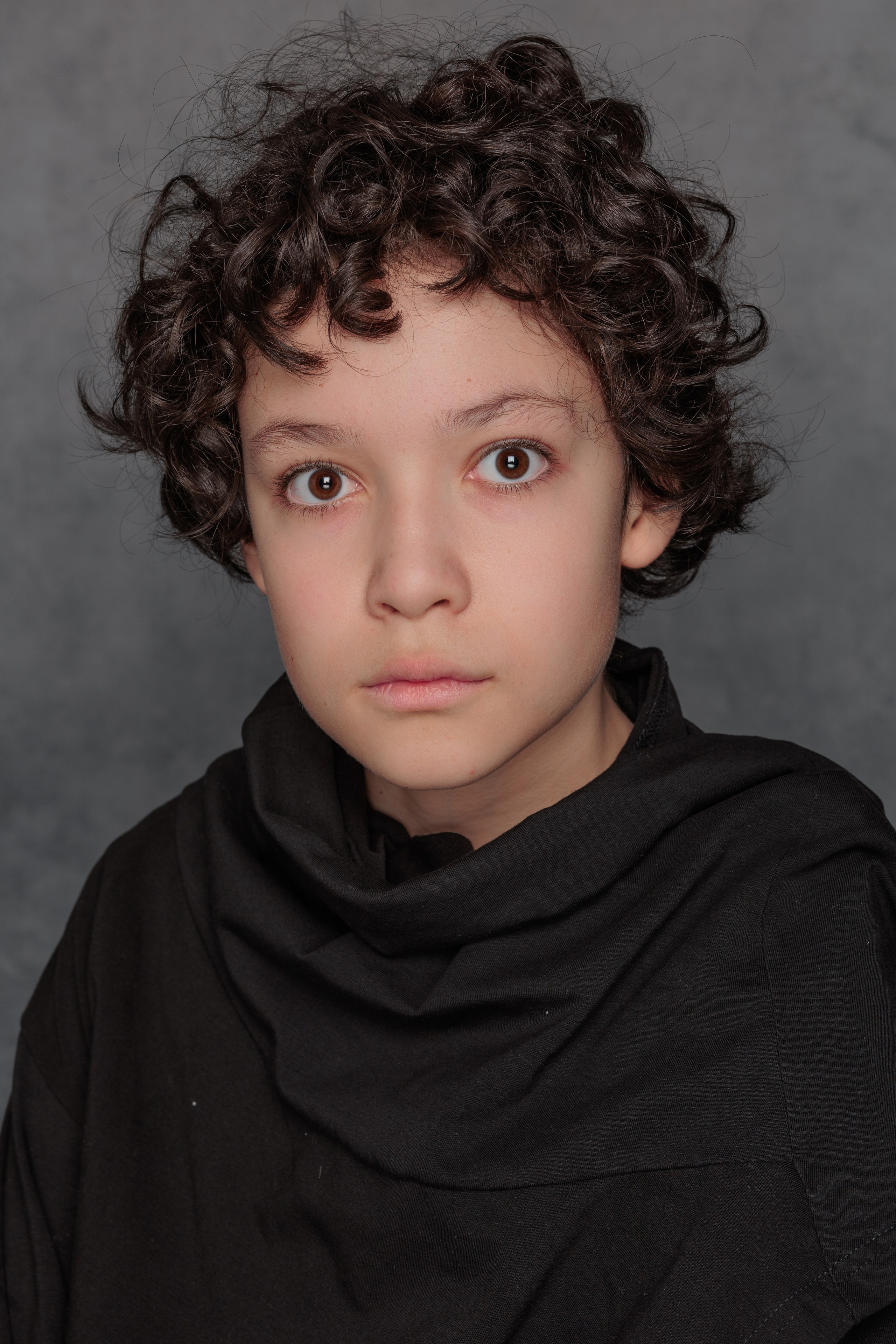 ЛЕОН. Я фотограф из Москвы к Вашим услугам