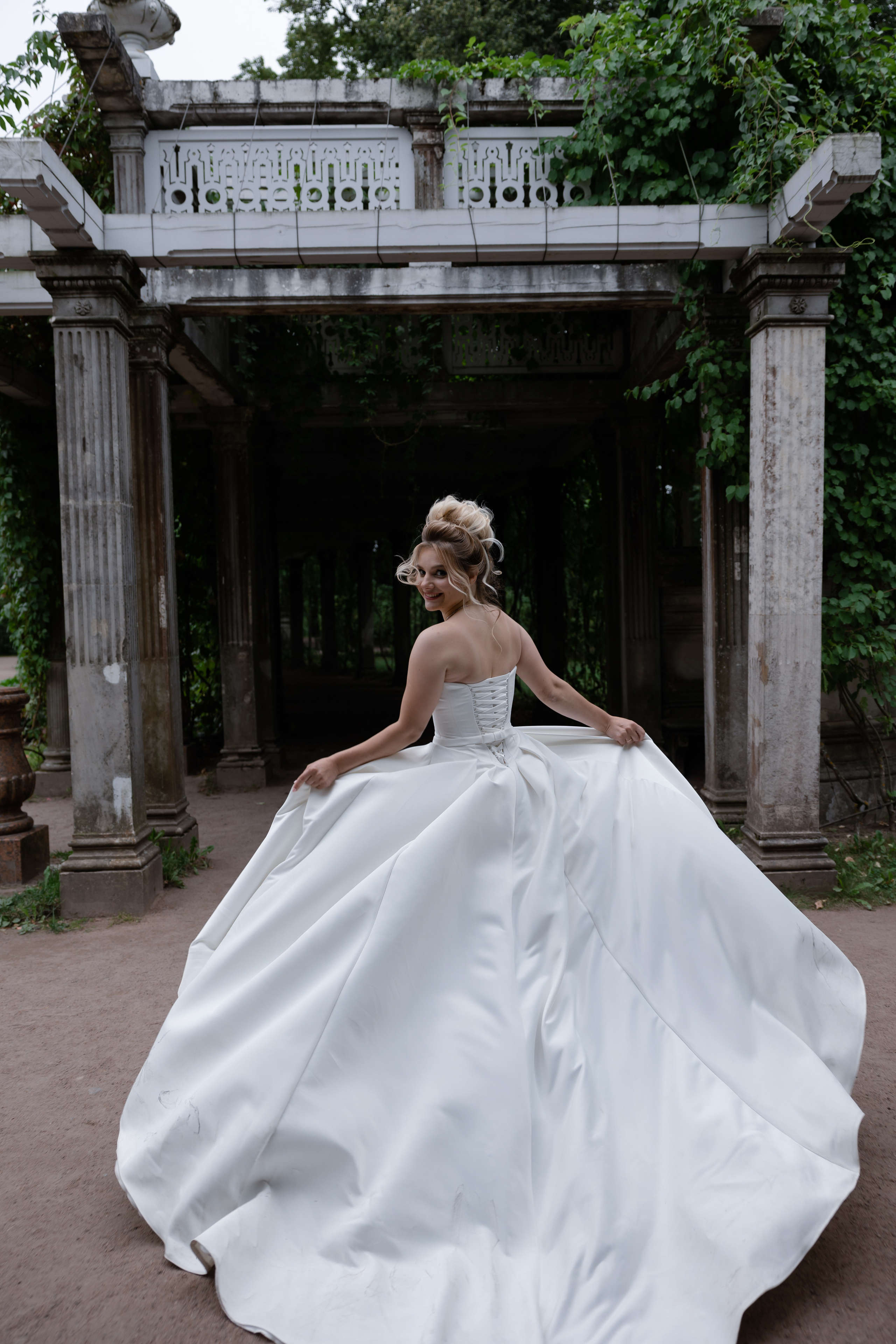 Свадебная фотосессия Владислава и Кристины. Свадебный фотограф в Санкт — Петербурге и Ленинградской о