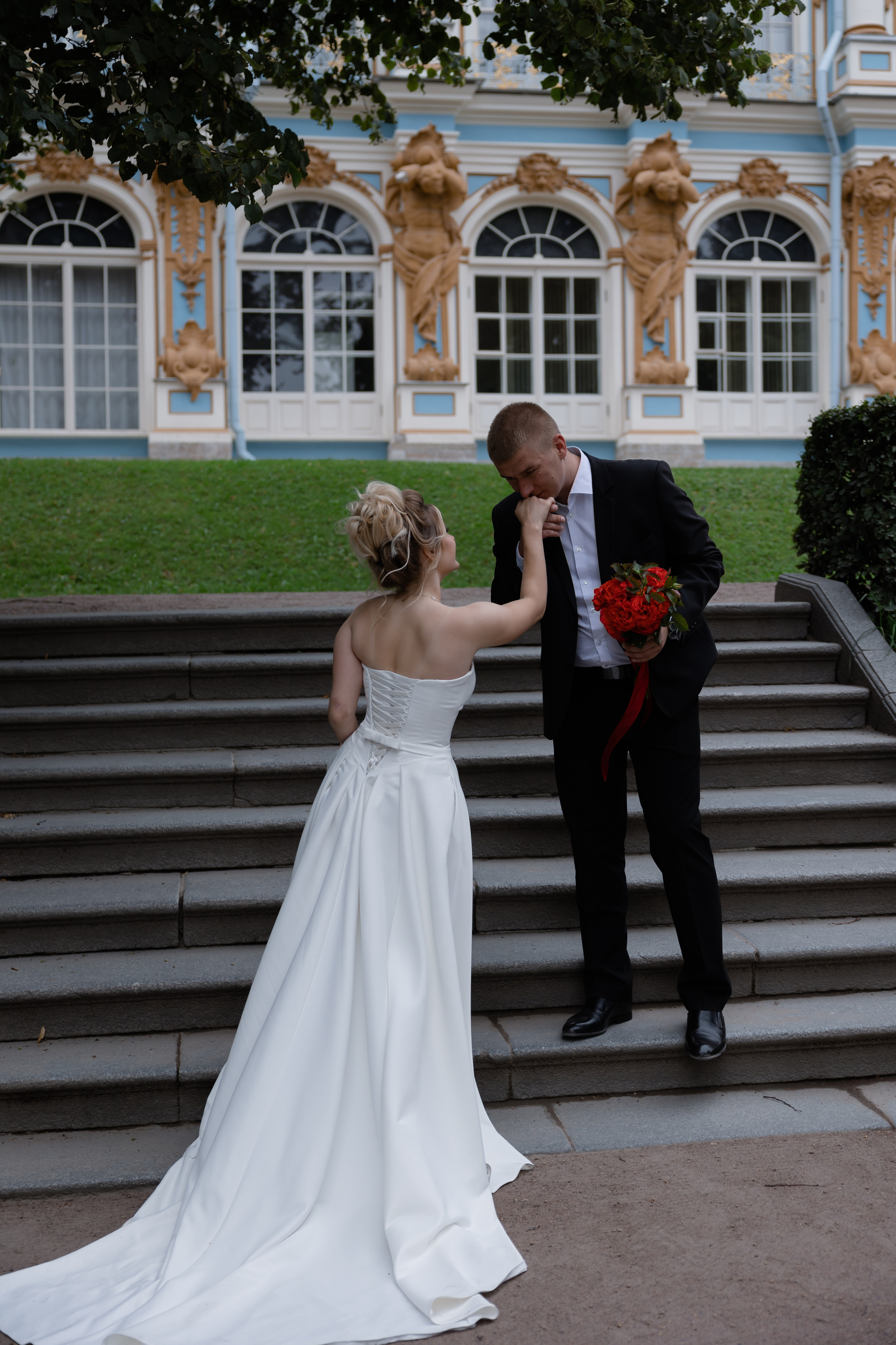 Свадебная фотосессия Владислава и Кристины. Свадебный фотограф в Санкт — Петербурге и Ленинградской о