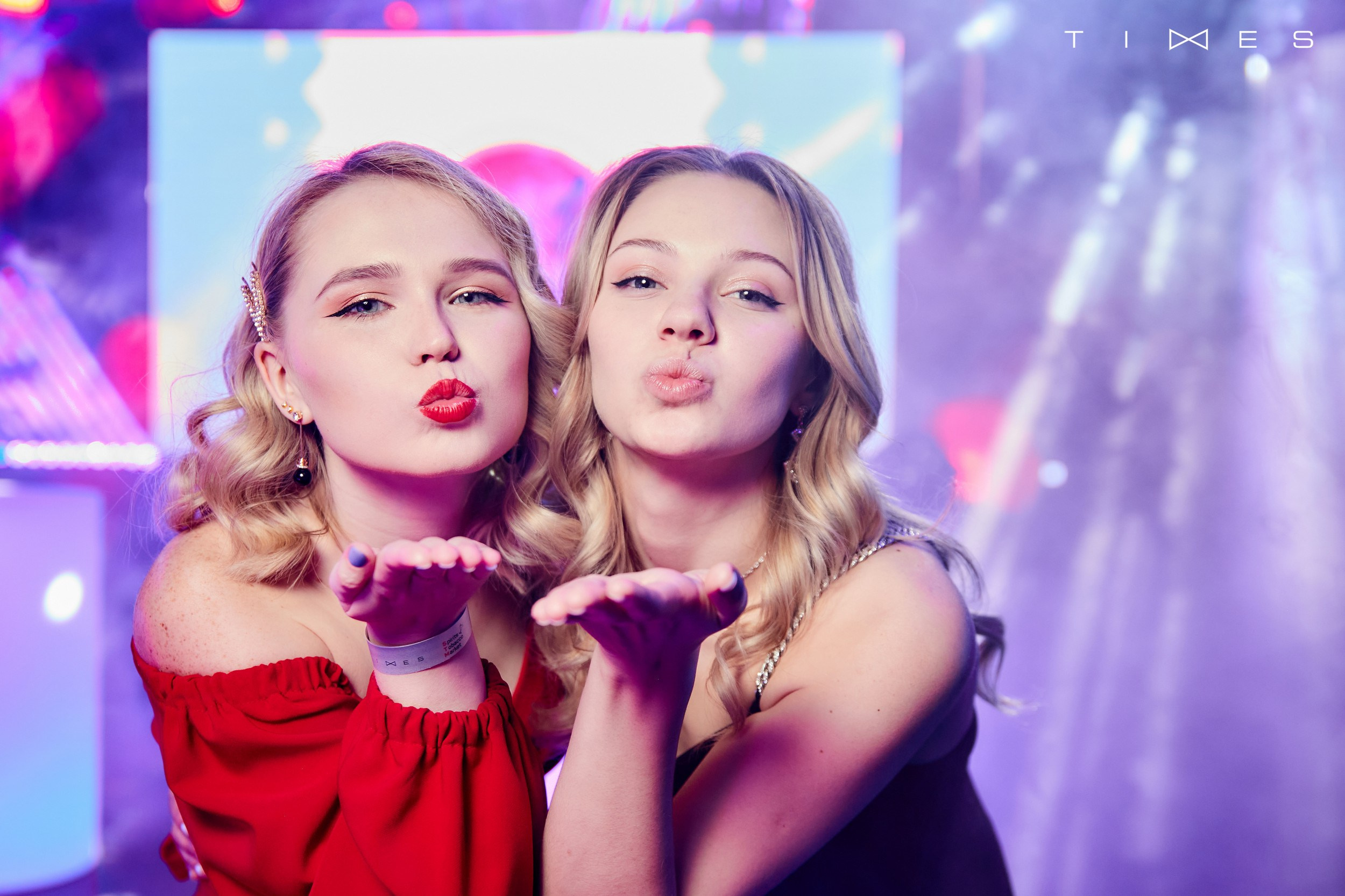 Профессиональная фотосъёмка в ночных клубах Донецка и Макеевки. Фотограф Татаринов Андрей (Донецк / Макеевка)