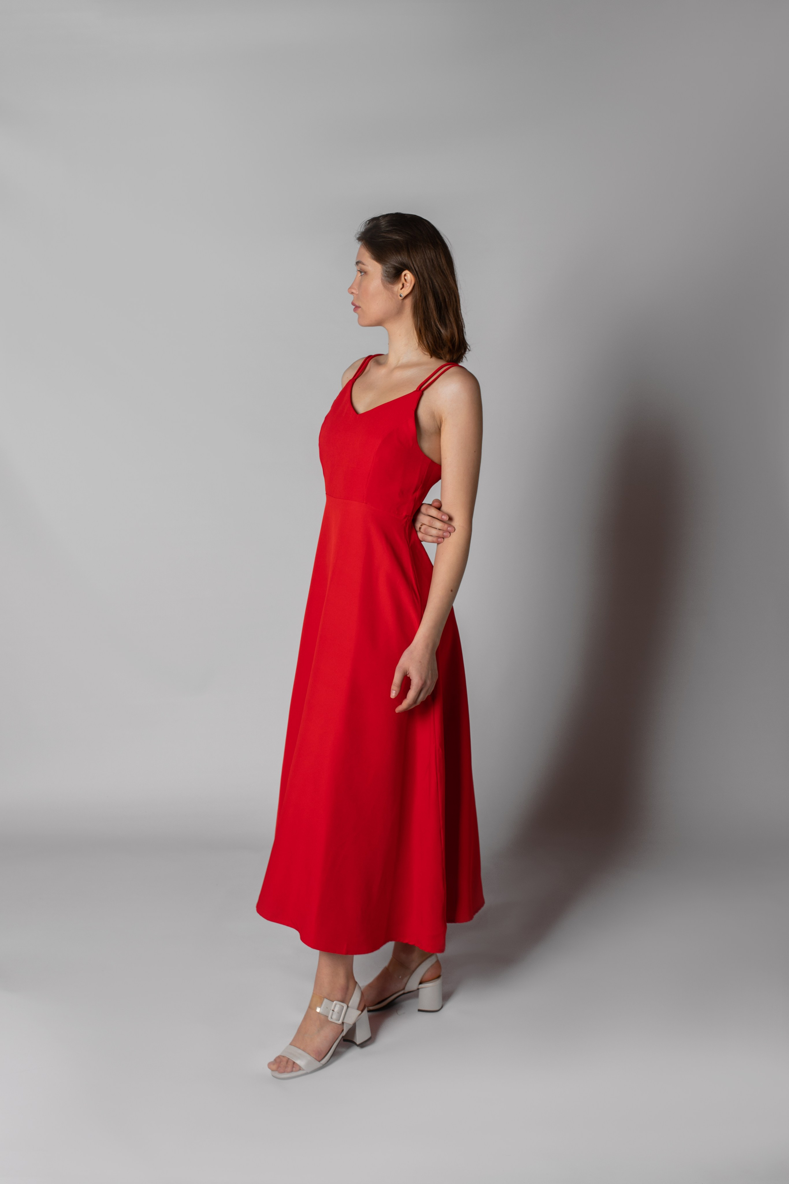 Ретро платье с открытой спинкой миди в Севастополе