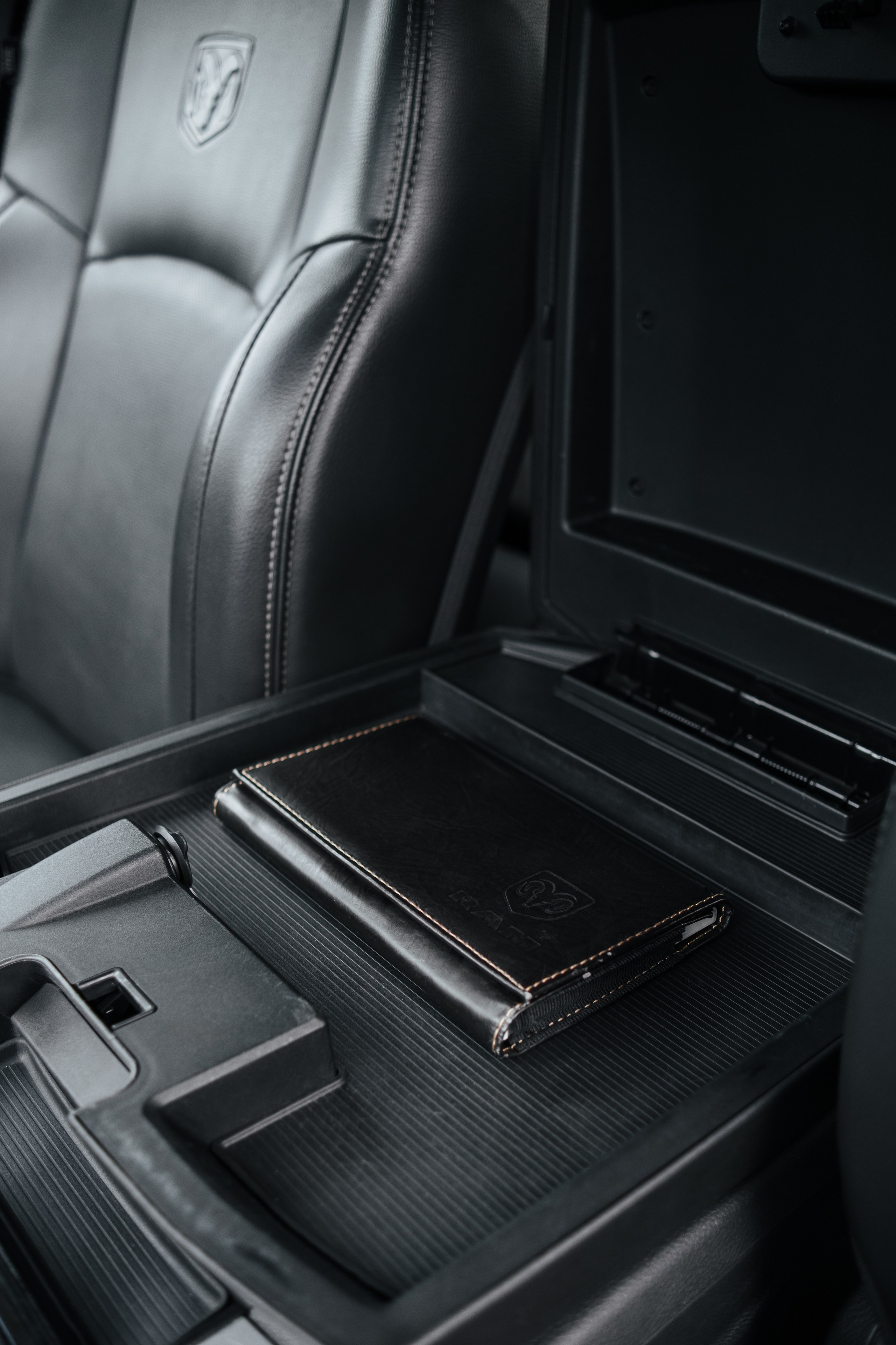 DODGE RAM. Фуд и предметный фотограф Виталий Морозов г. Москва