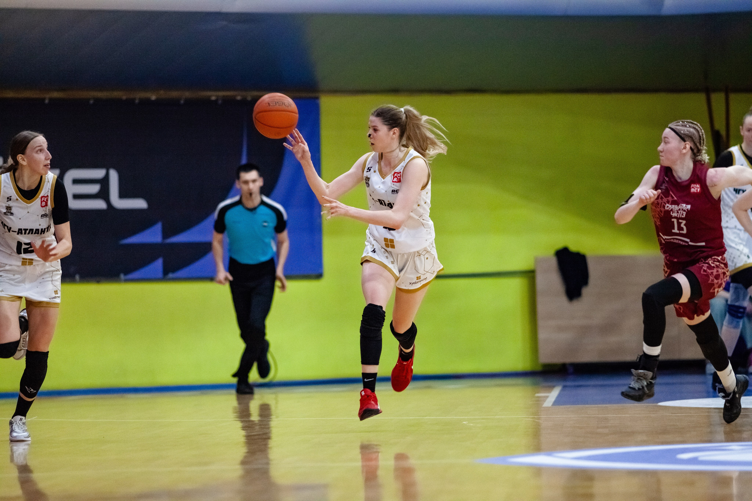 ЧГУ-Атланта — Славянка. Фотография