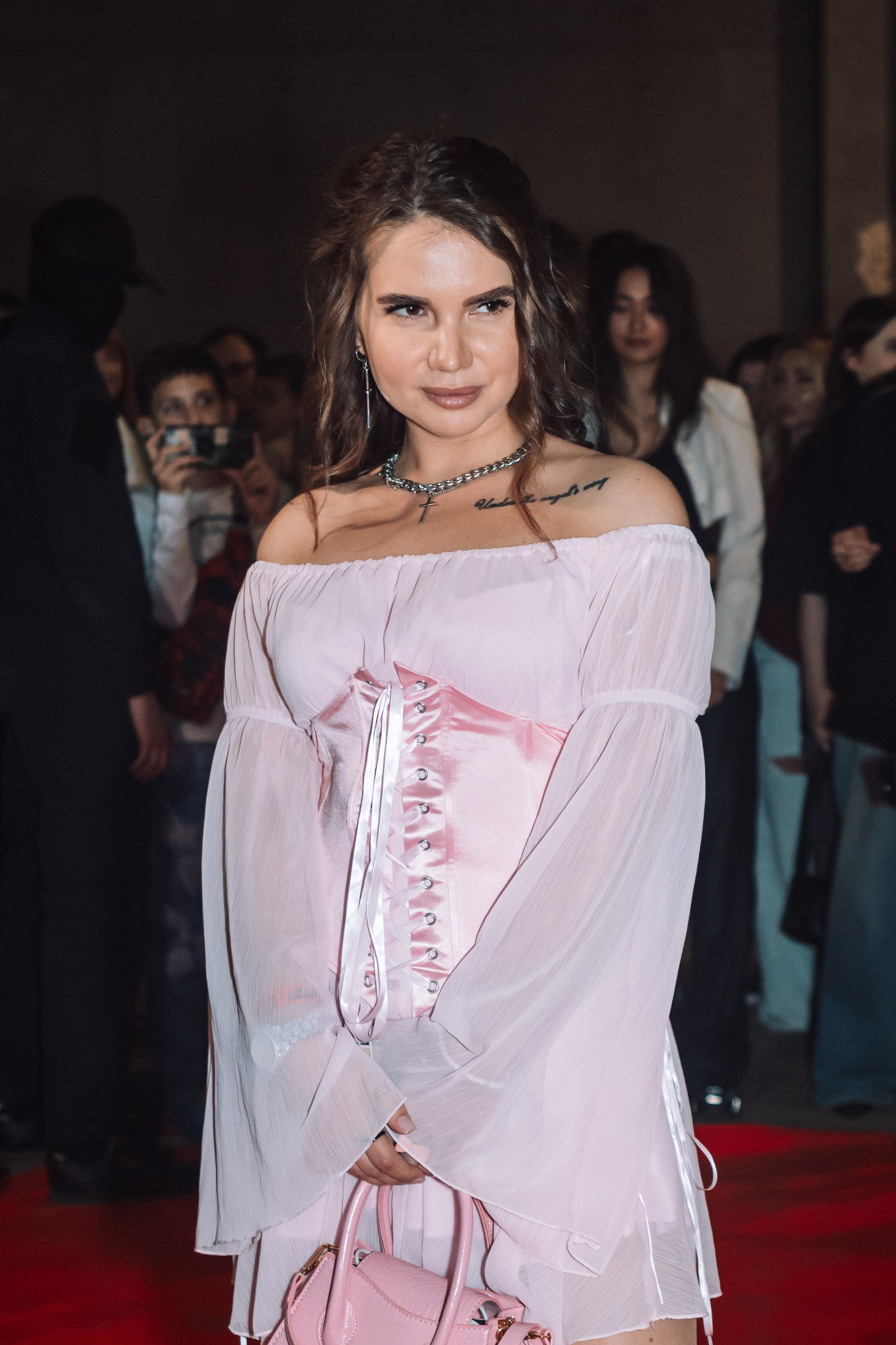 Красные дорожки и пресс-воллы. Страница