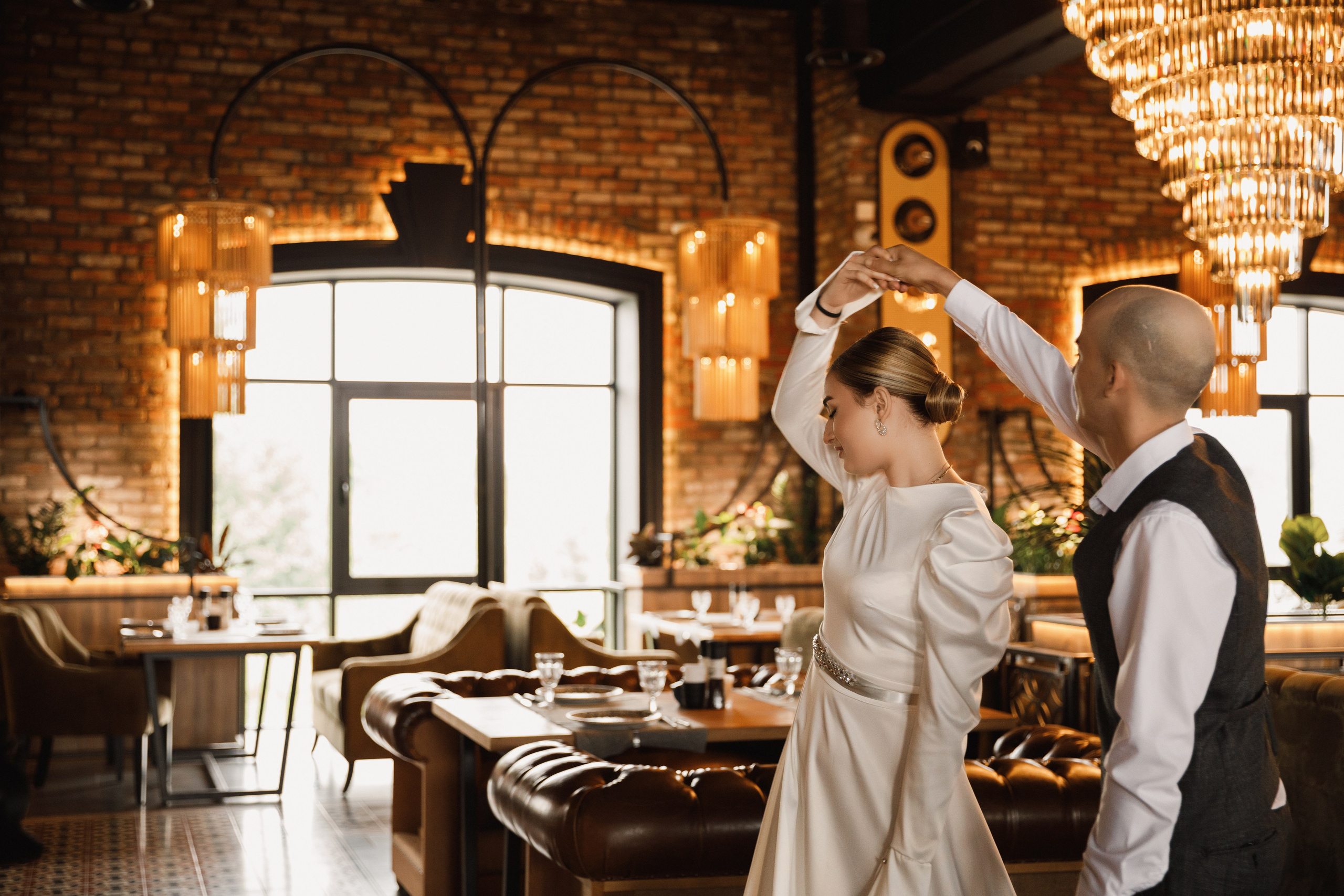 Свадебная фотосессия в ресторане Хохаг, расположенном во Владикавказе. Фотограф во Владикавказе Юрий Геворгизов