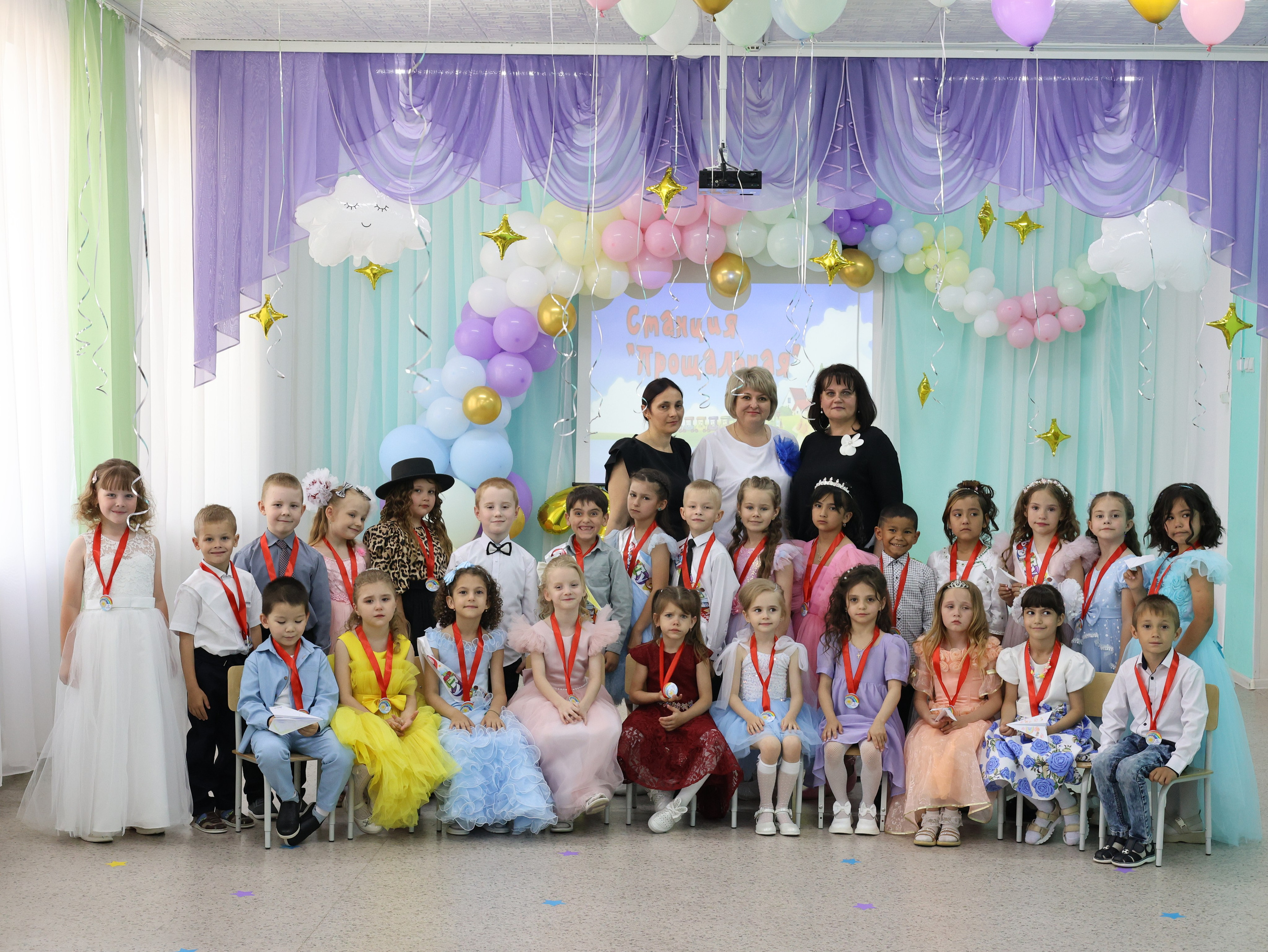 Выпускной в саду. Мания, портретный фотограф в городе Оренбург