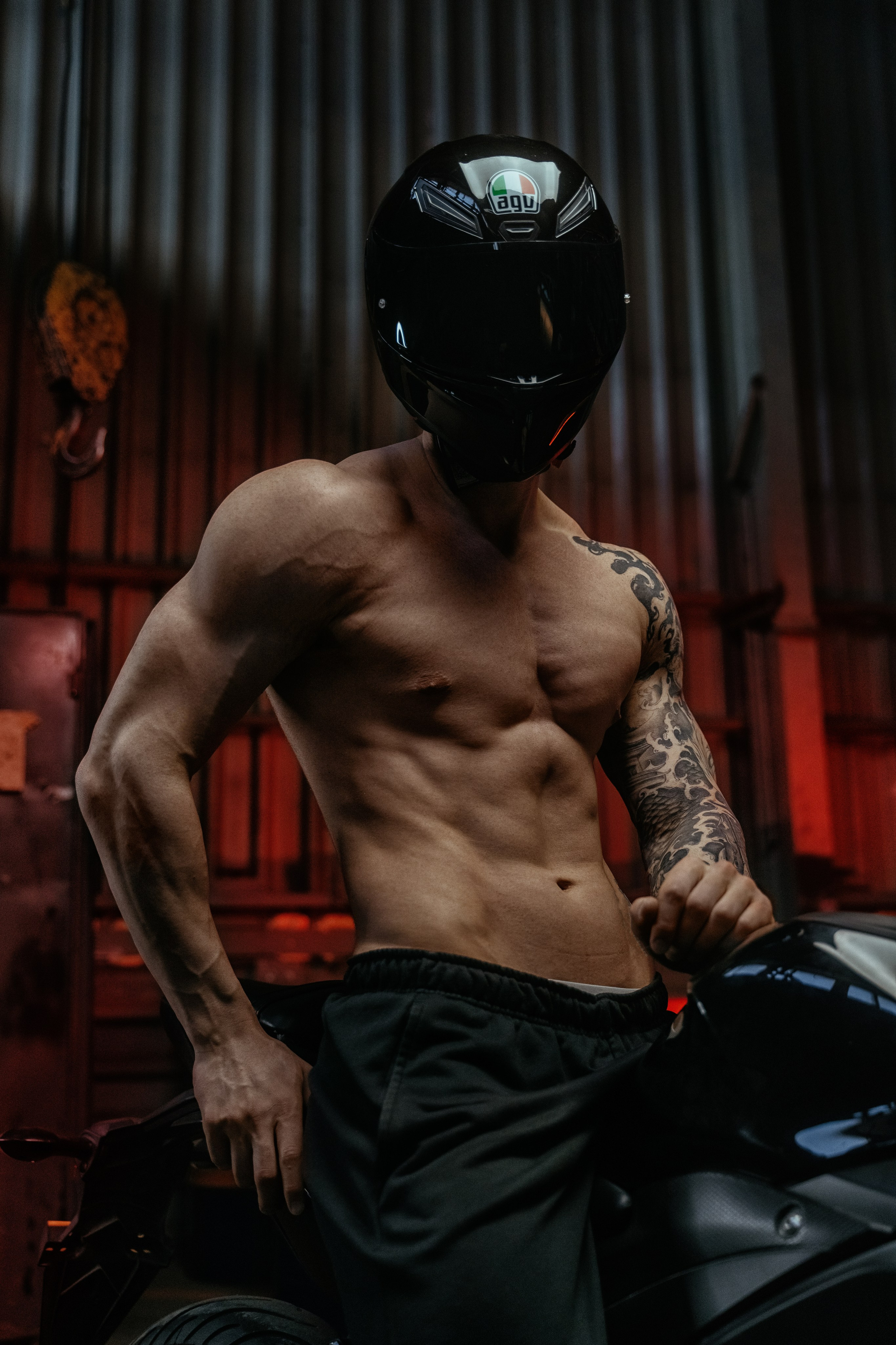 Фитнес съемка с мотоциклом. Свадебный и семейный фотограф Ксения Шекк Екатеринбург