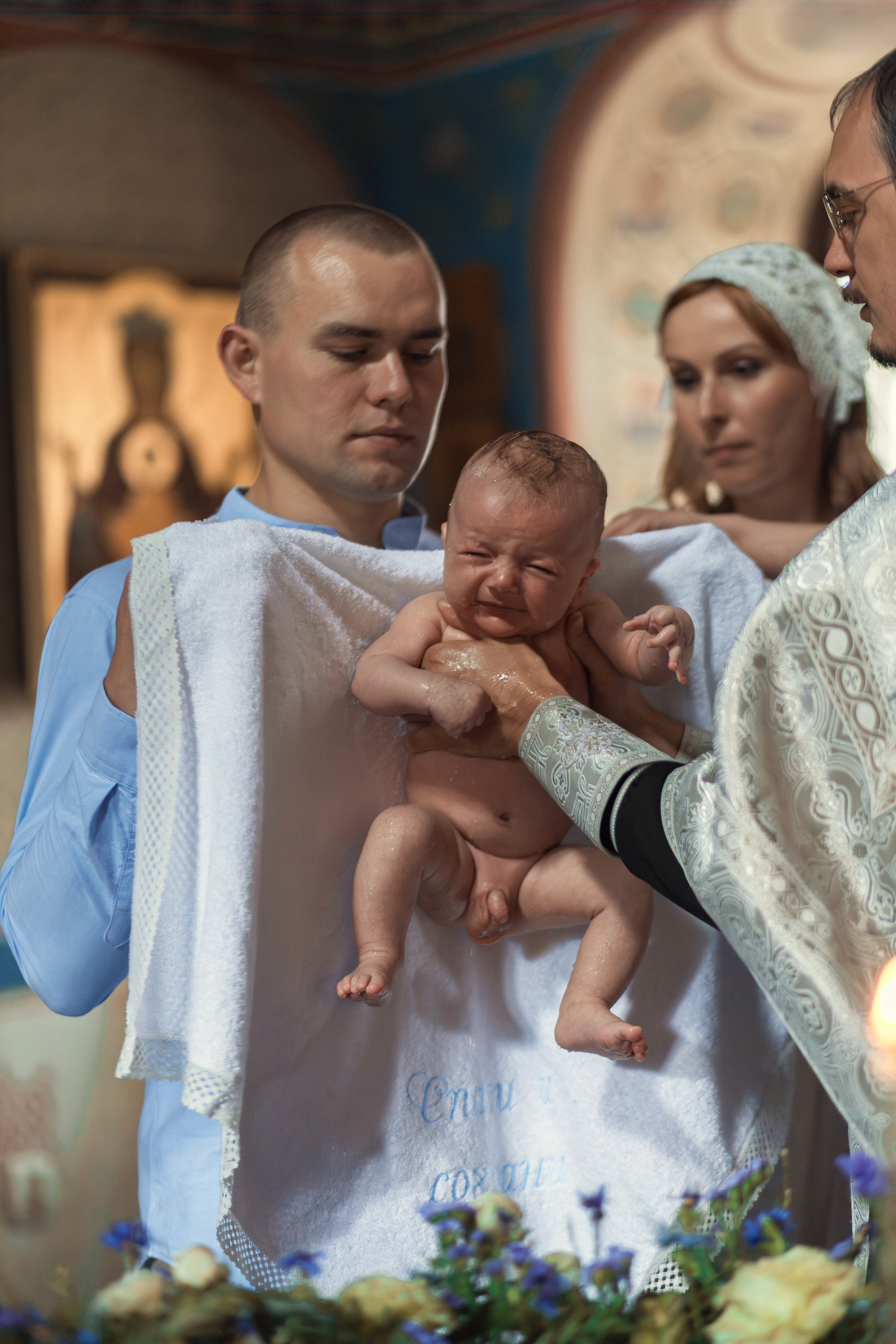 Крещение в Знаменской Церкви г. Переславль Залесский. Профессиональный фотограф в Москве и Мо Мария Шантарёва