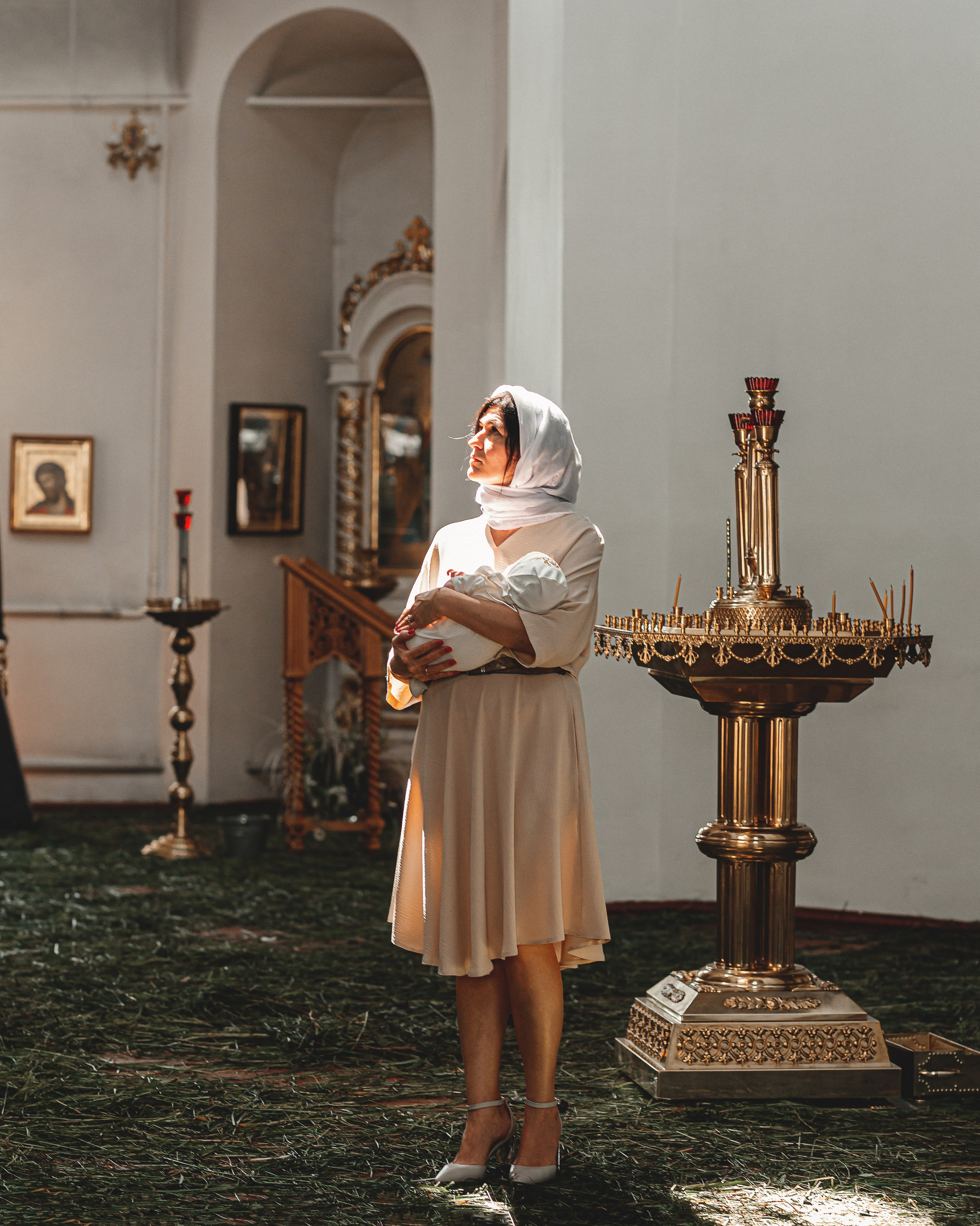 Таинство Крещения Мирона. Фотограф Таинств Крещения и Венчания в г. Курске