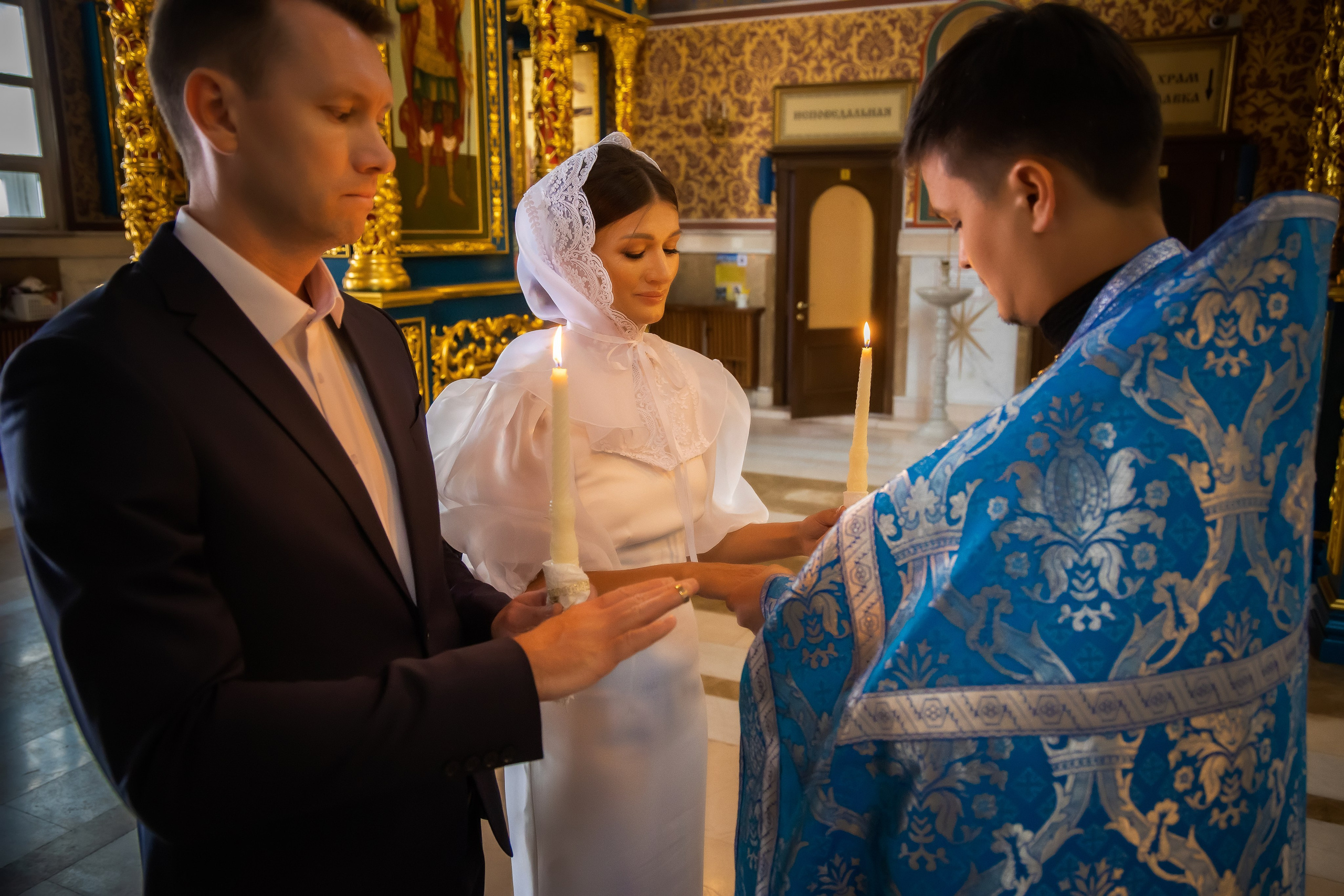В Храме. Семейный и Свадебный фотограф в Астане Александр Астапов