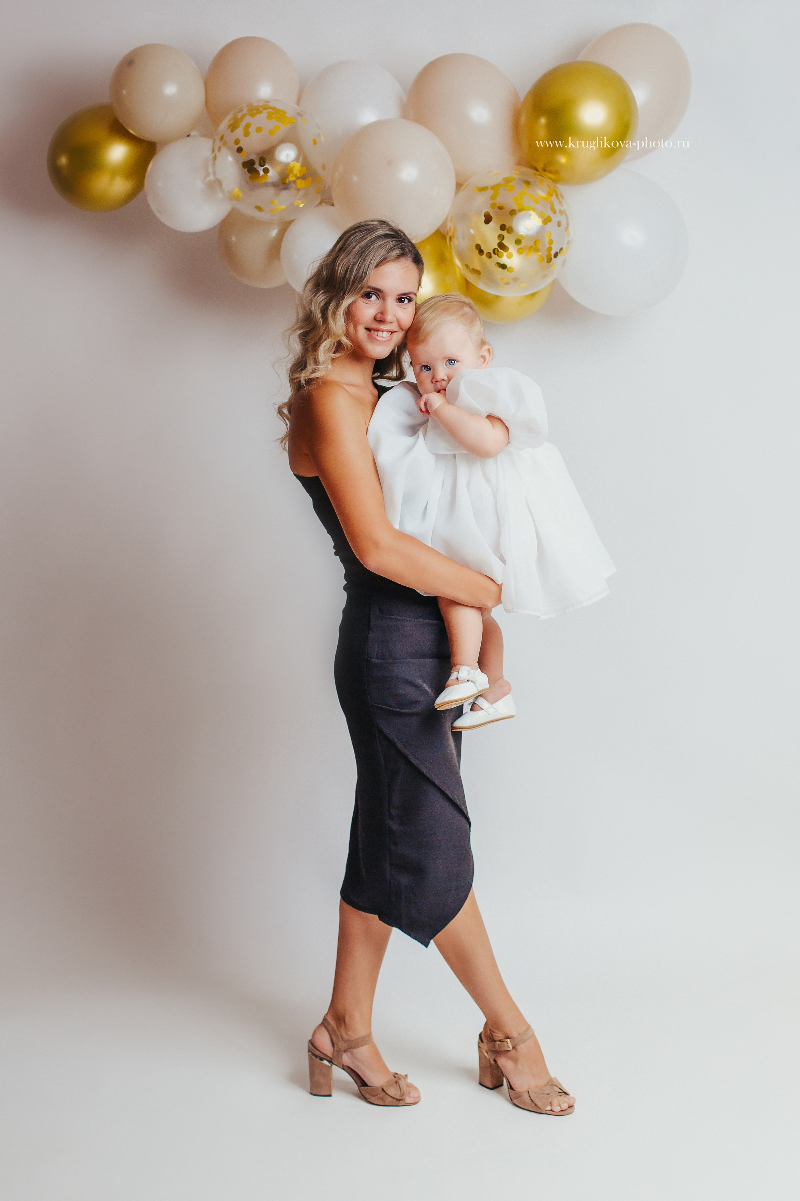 Фотосессия годика для девочки. Фотограф новорожденных и детский в Сергиевом Посаде Кругликова Юлия