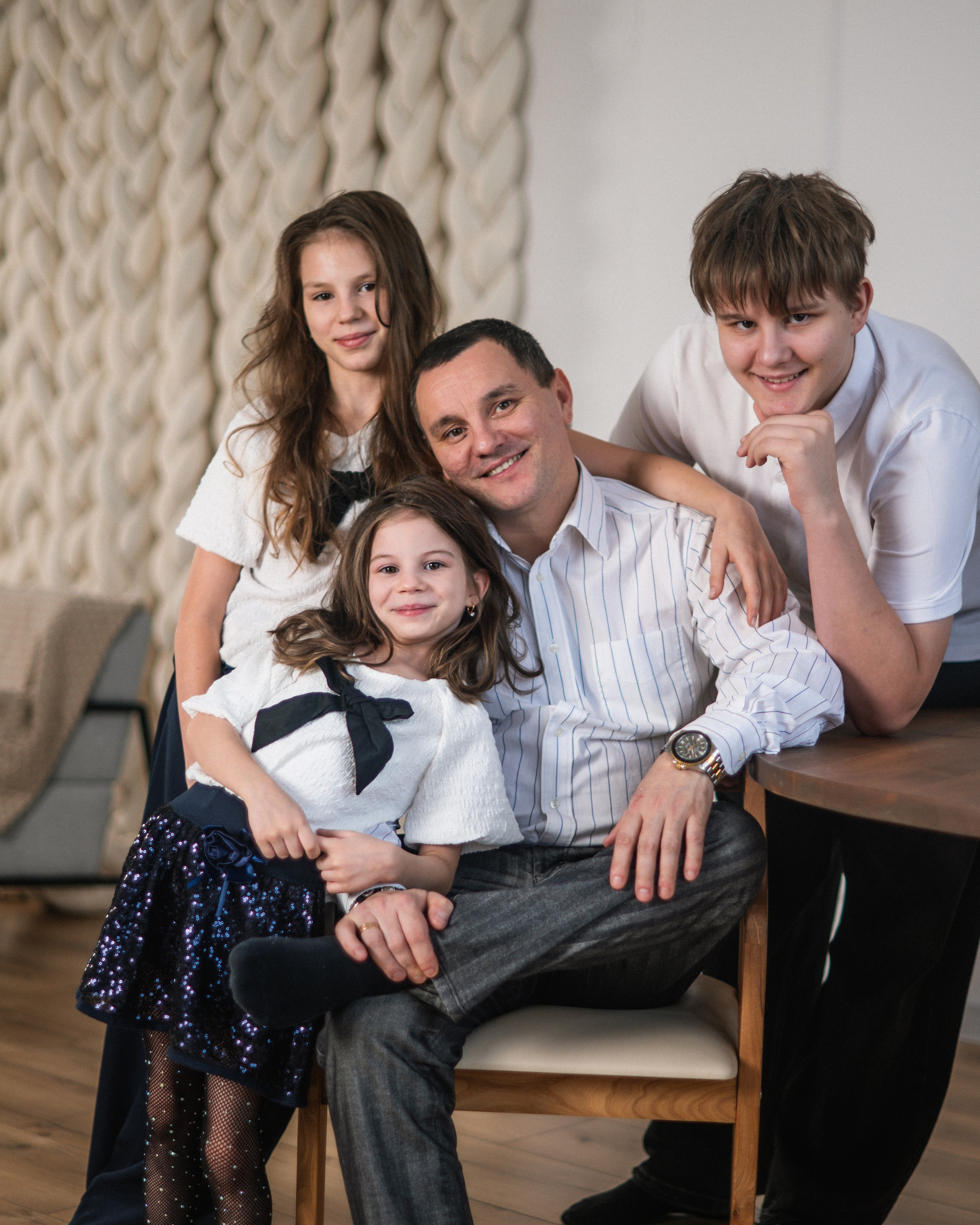 Семейная Фотосессия. Я Ольга Казанцева, фотографирую снимаю ваши киноистории и печатаю фото и цифровые портреты на холсте