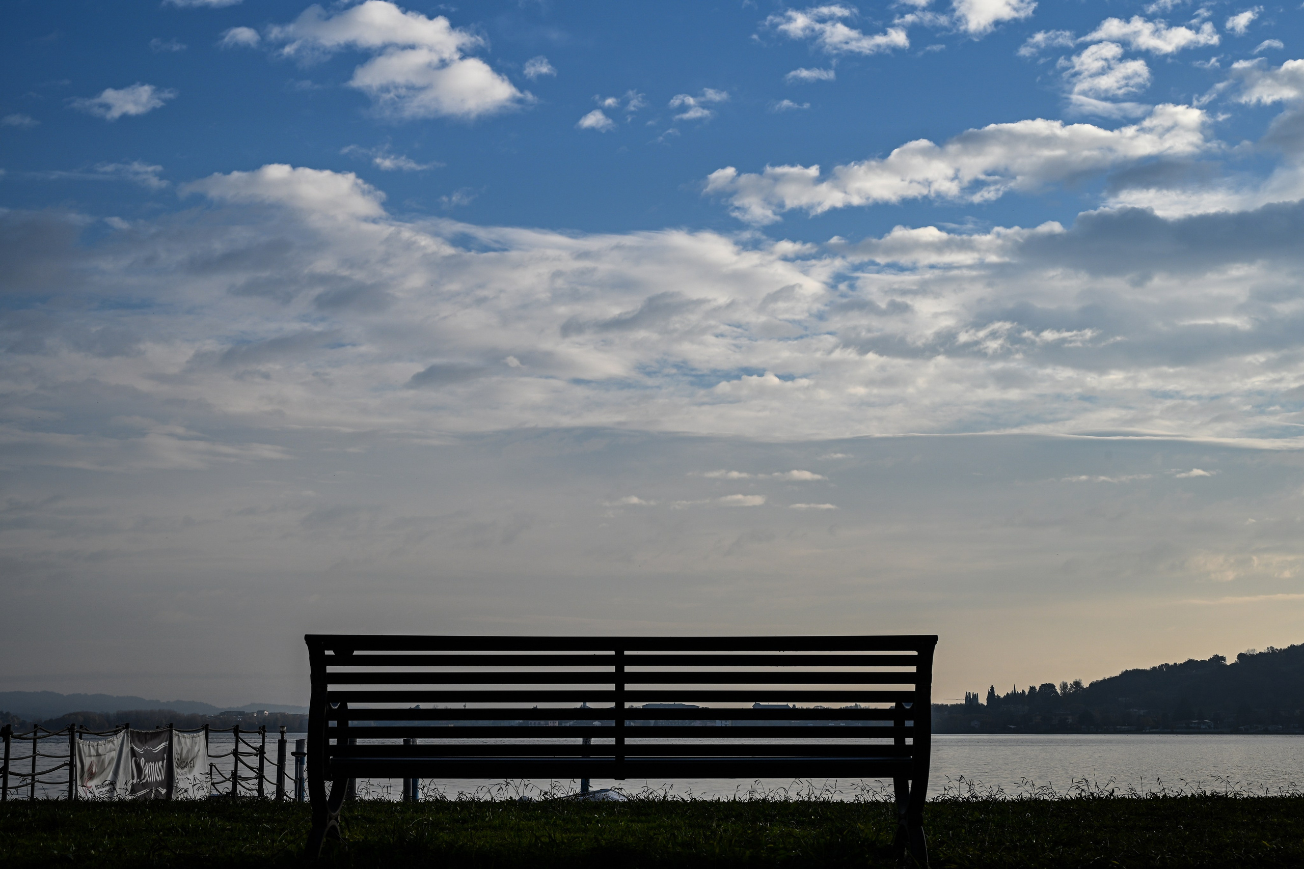 Lago d'iseo and hotel. Фотограф Минск
