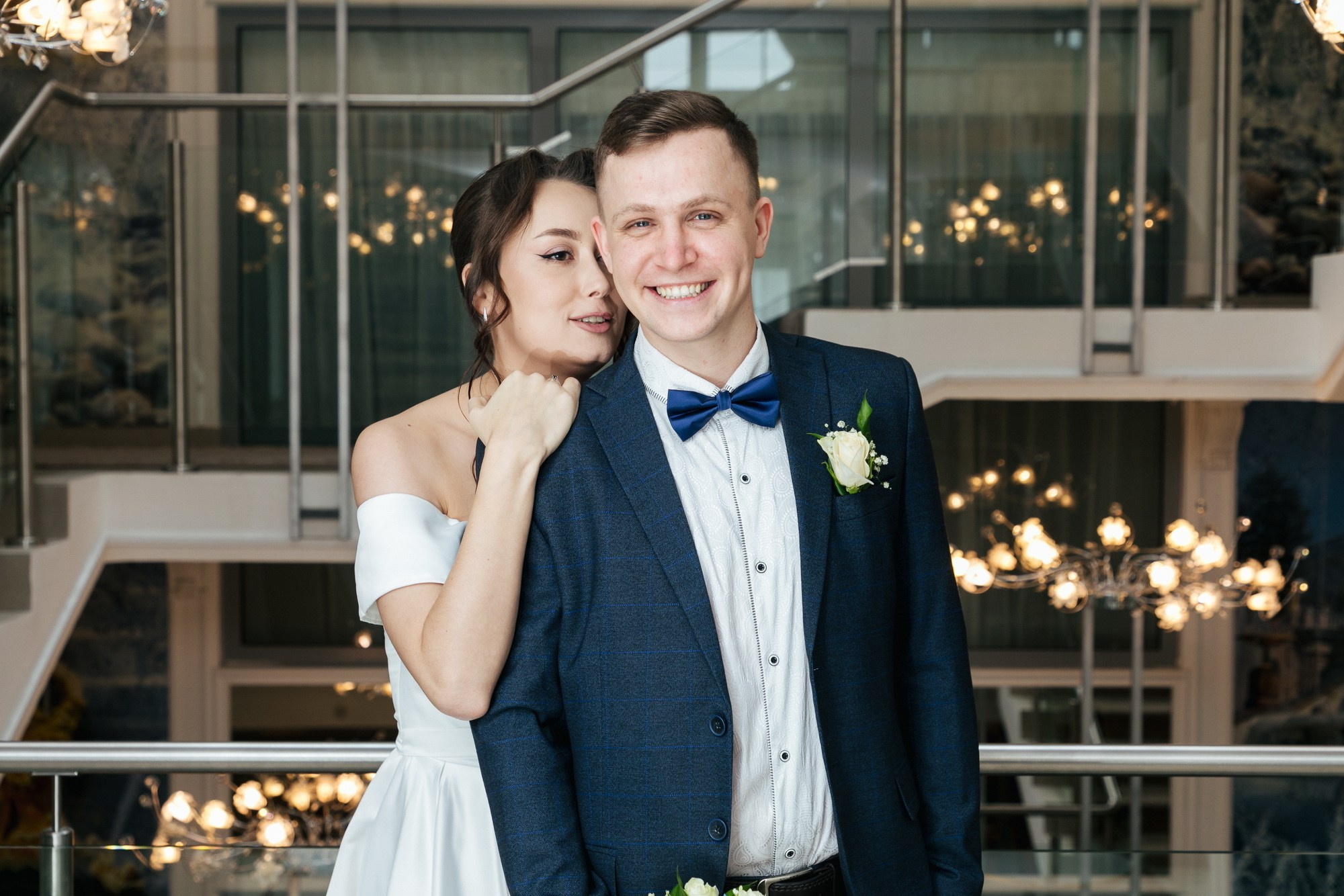 свадебная съемка в петергофе, найти фотографа на свадьбу, свадебный фотограф, свадебное платье купить, свадебный салон, свадебные кольца