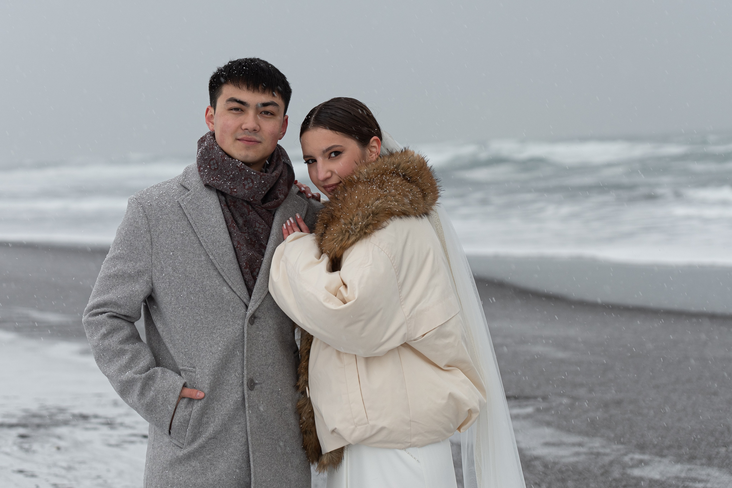 Артём и Лера 2025.12.25. Фотограф на Камчатке Анна Моргачёва. Семейные и детские съёмки