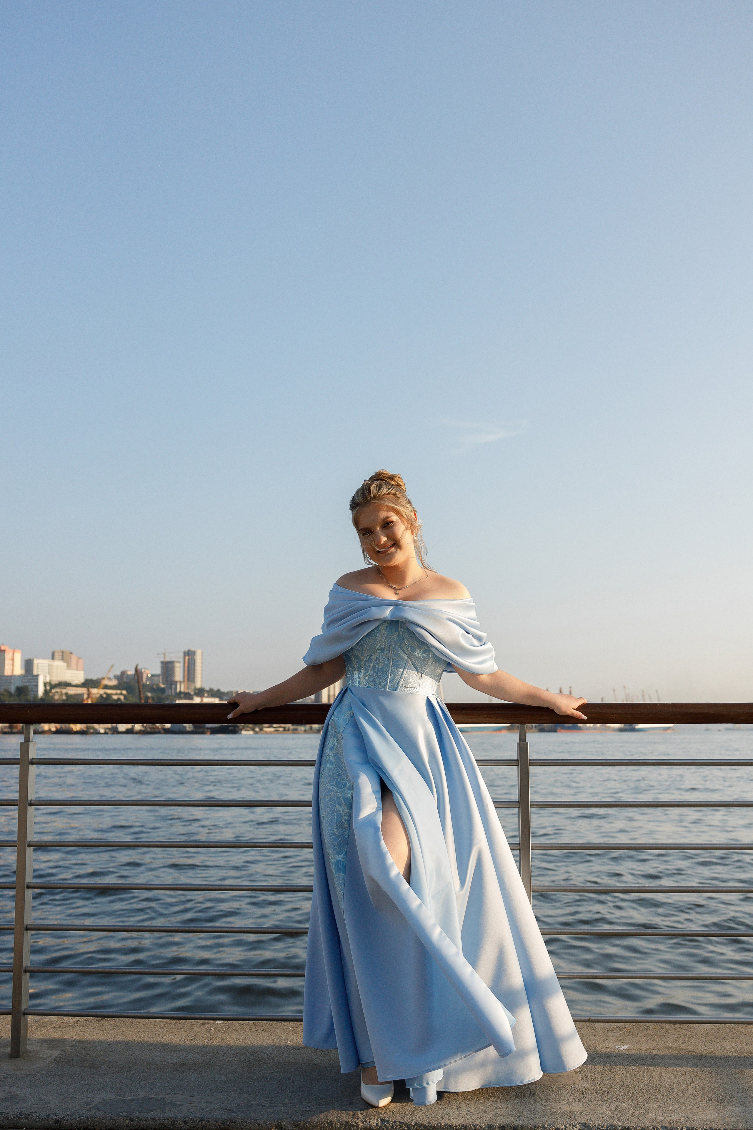 Выпускной вечер 13 школа (Индивидуальная съемка). Photoalbum-vl.ru