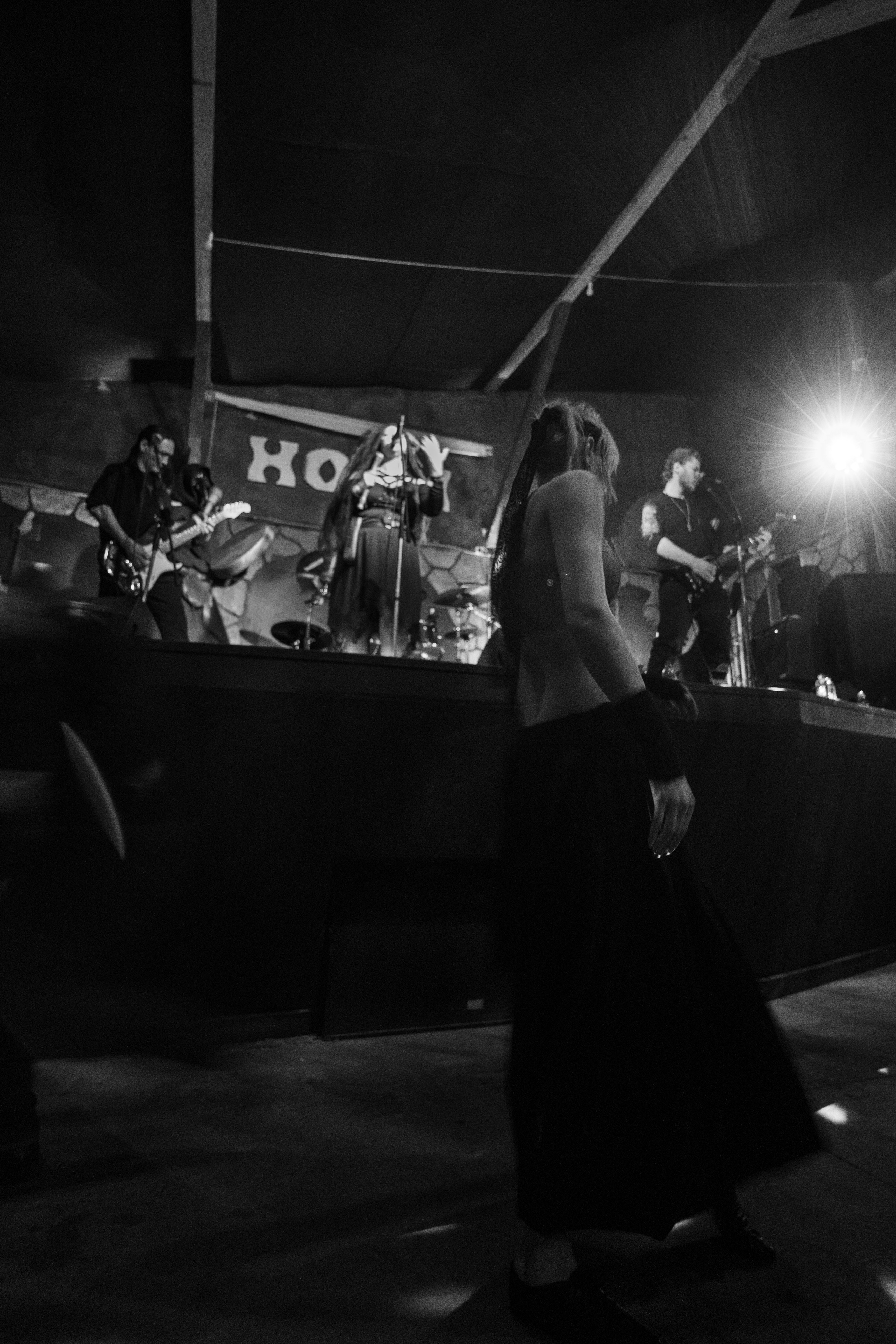 Ночь На Земле|Нора, Псков. Концертный и репортажный фотограф в Санкт-Петербурге Слава Пахомов