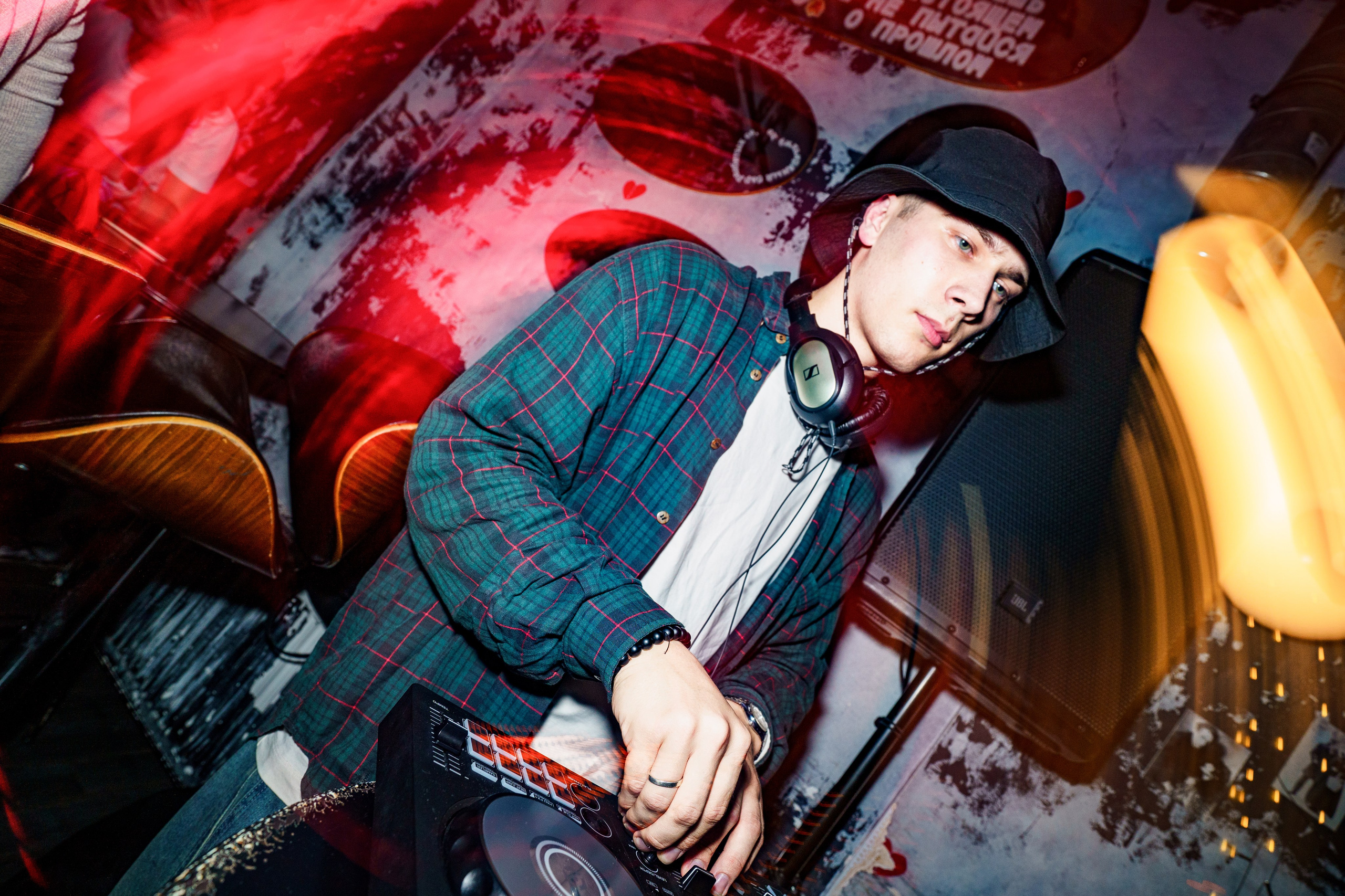 Бар разбитых сердец — 10/12 DJ's. Концертный и репортажный фотограф в Санкт-Петербурге Слава Пахомов