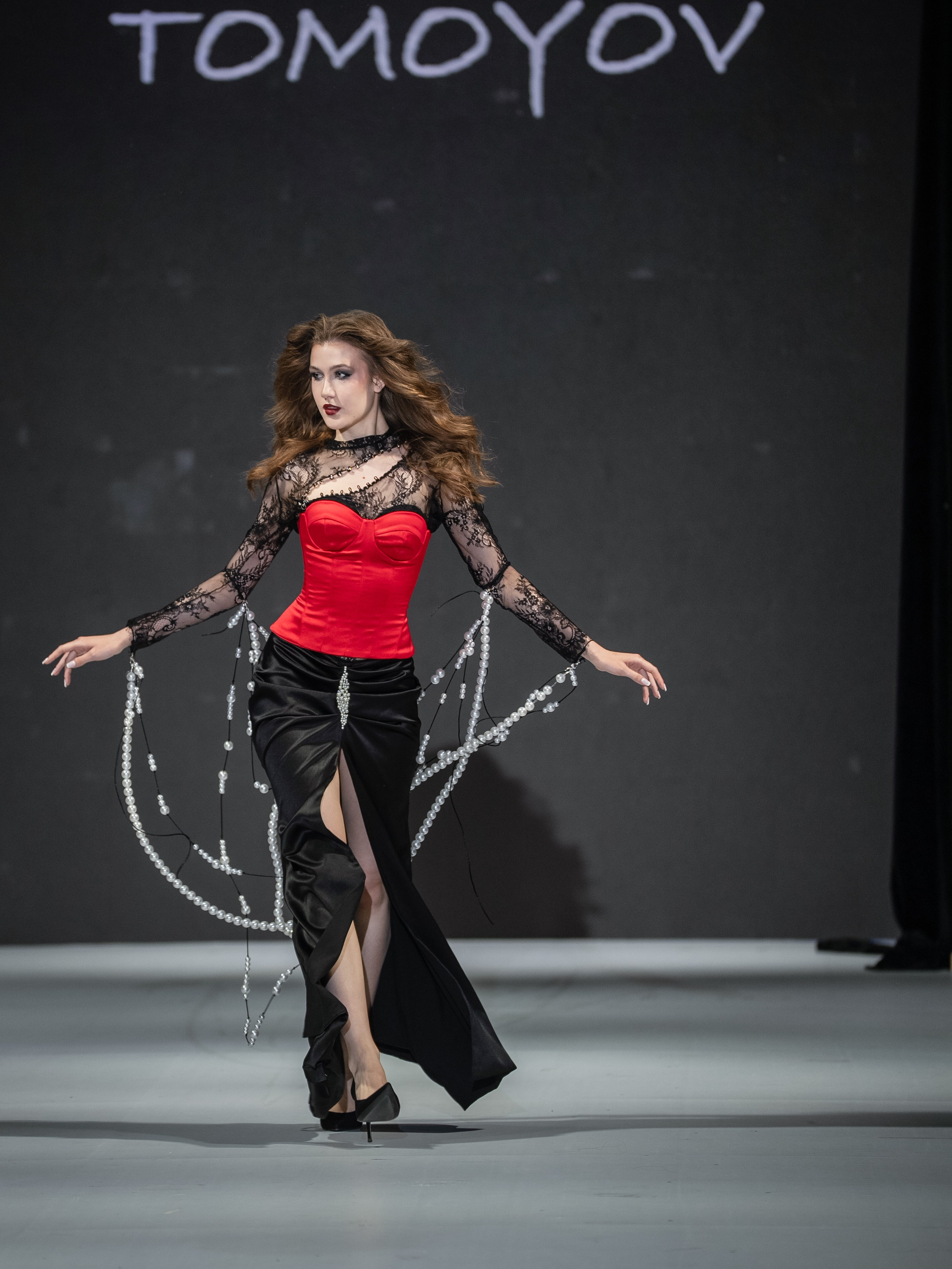Eurasia Fashion Week Tomoyov. Сайт Алматинского НЮ АРТ, будуар и фэшн фотографа Дениса Карпенко
