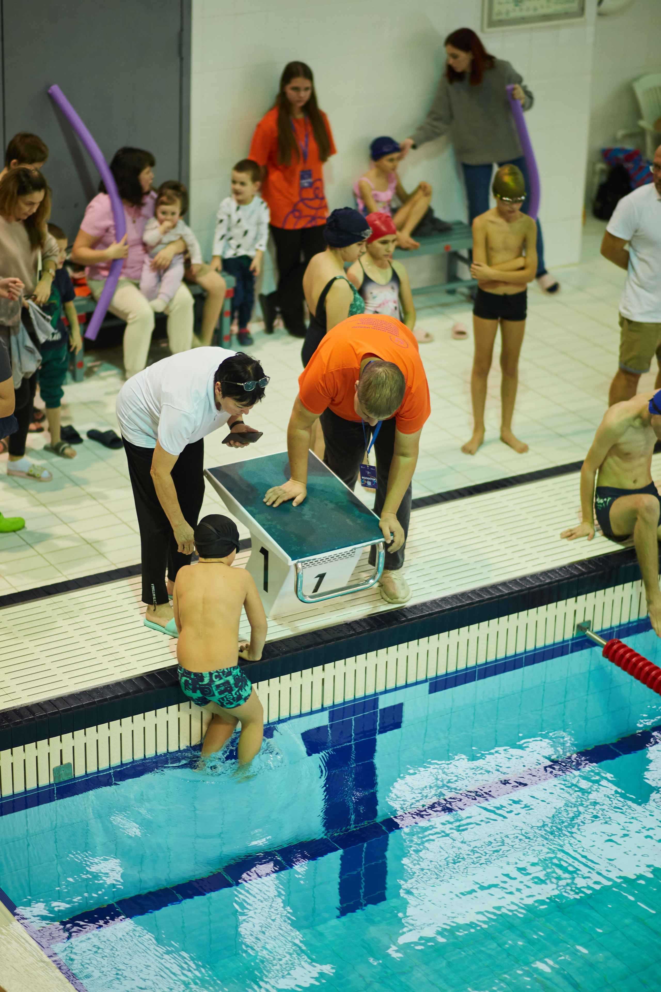 Особенный заплыв, Аксай, дворец спорта. Фотограф Зиновьев Михаил. Фотограф Зиновьев Михаил