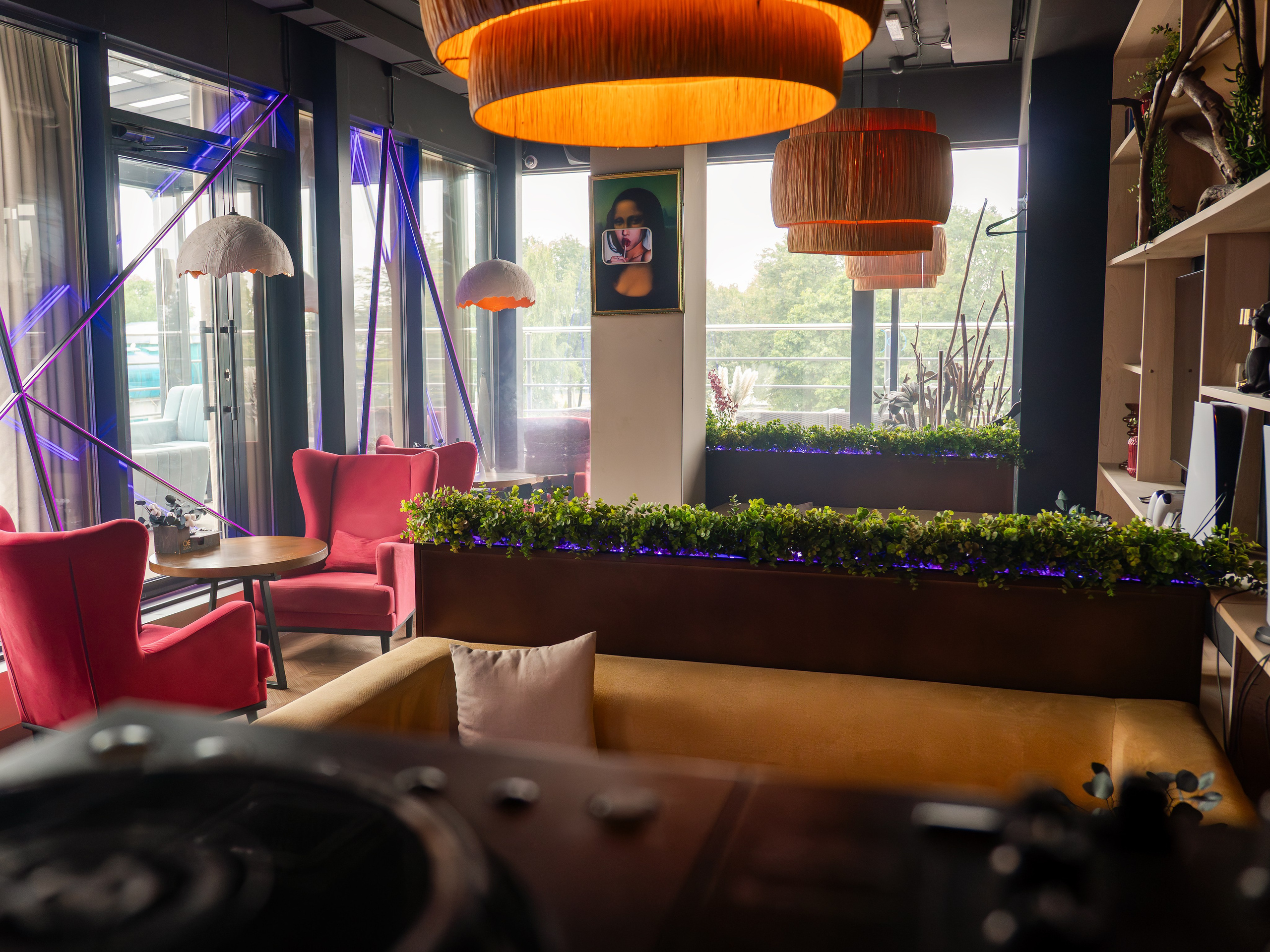 Фотографии заведения One Hookah. JOHNNY SOLOVEV VISION