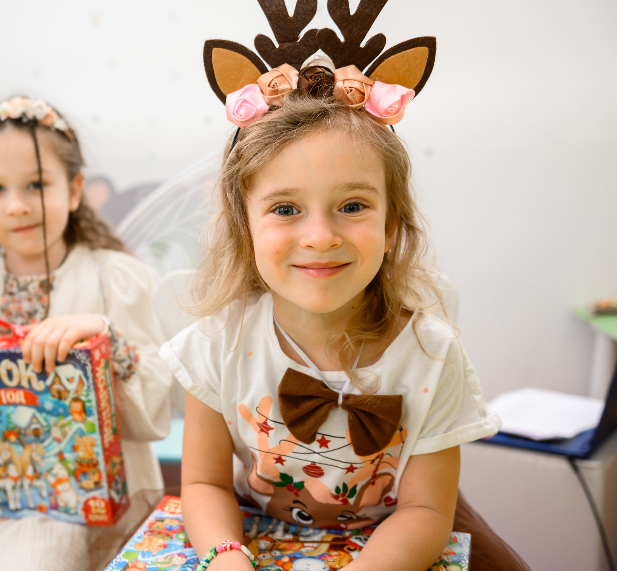 Елка 2025 в детском саду Мишка клуб. Свадебный и семейный фотограф София Невская