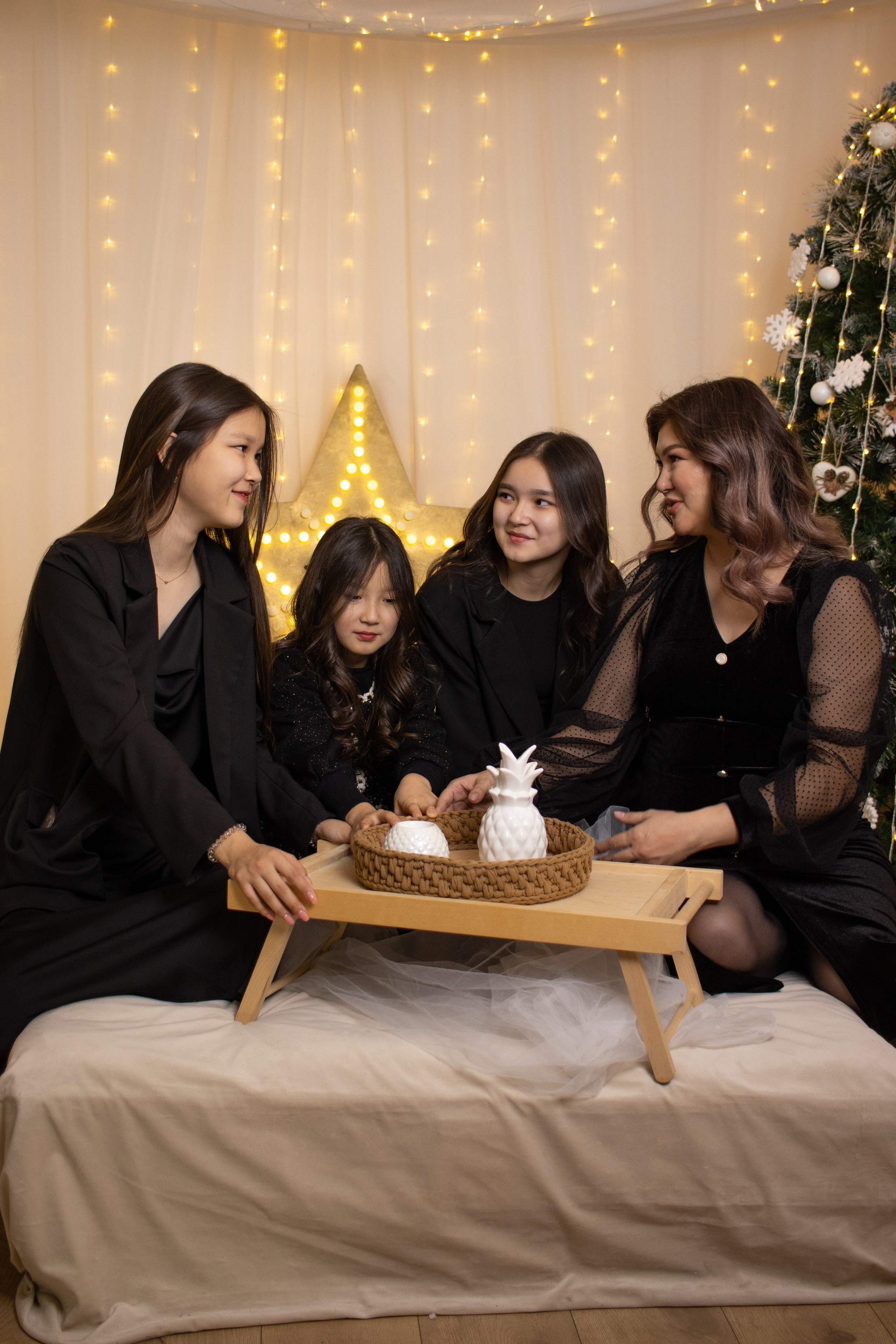 Студийная фотосессия. Фотограф в Астане, индивидуальная, семейная, домашняя фотосессия